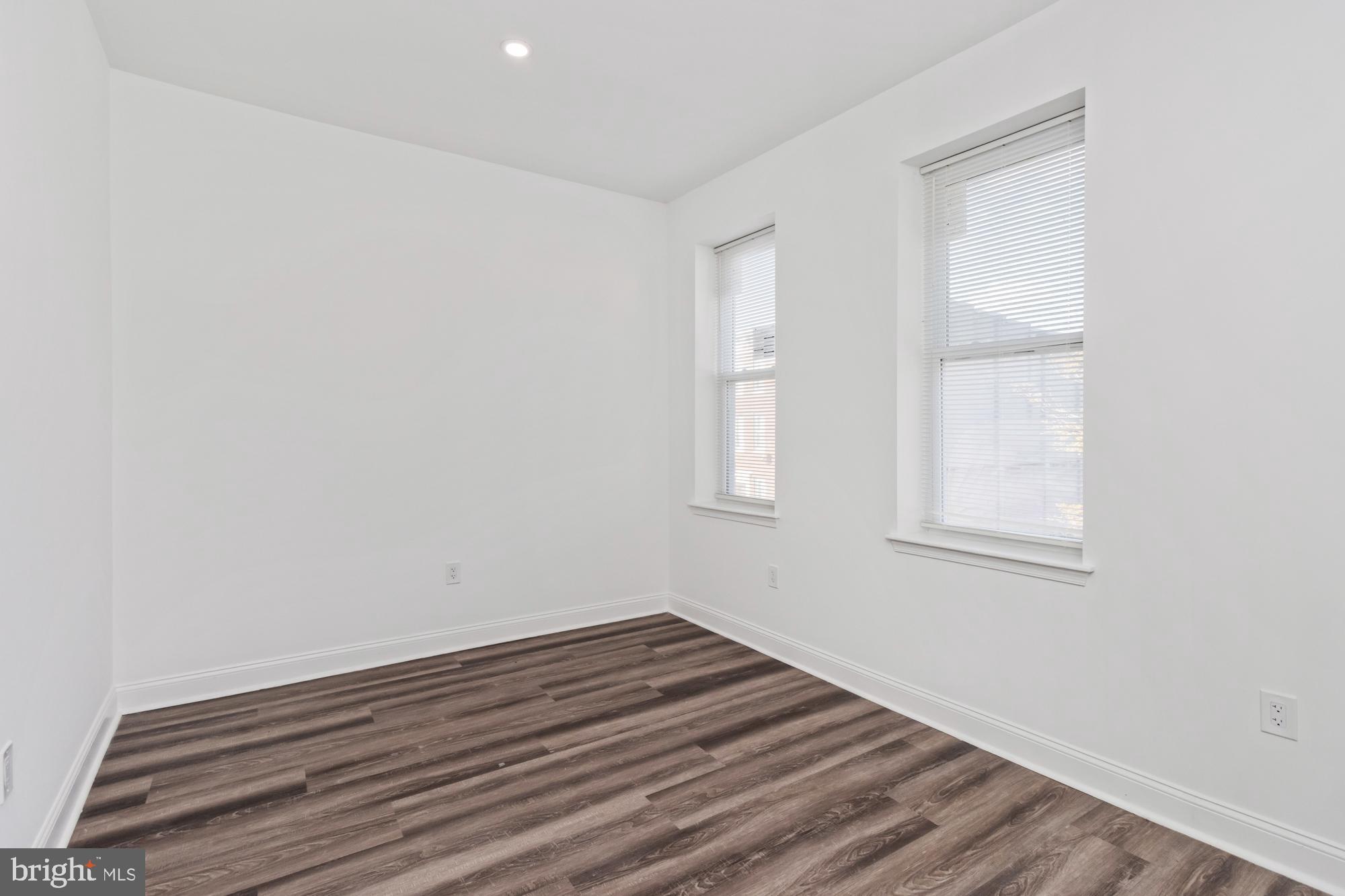 HARLEM PARK - Residential Income