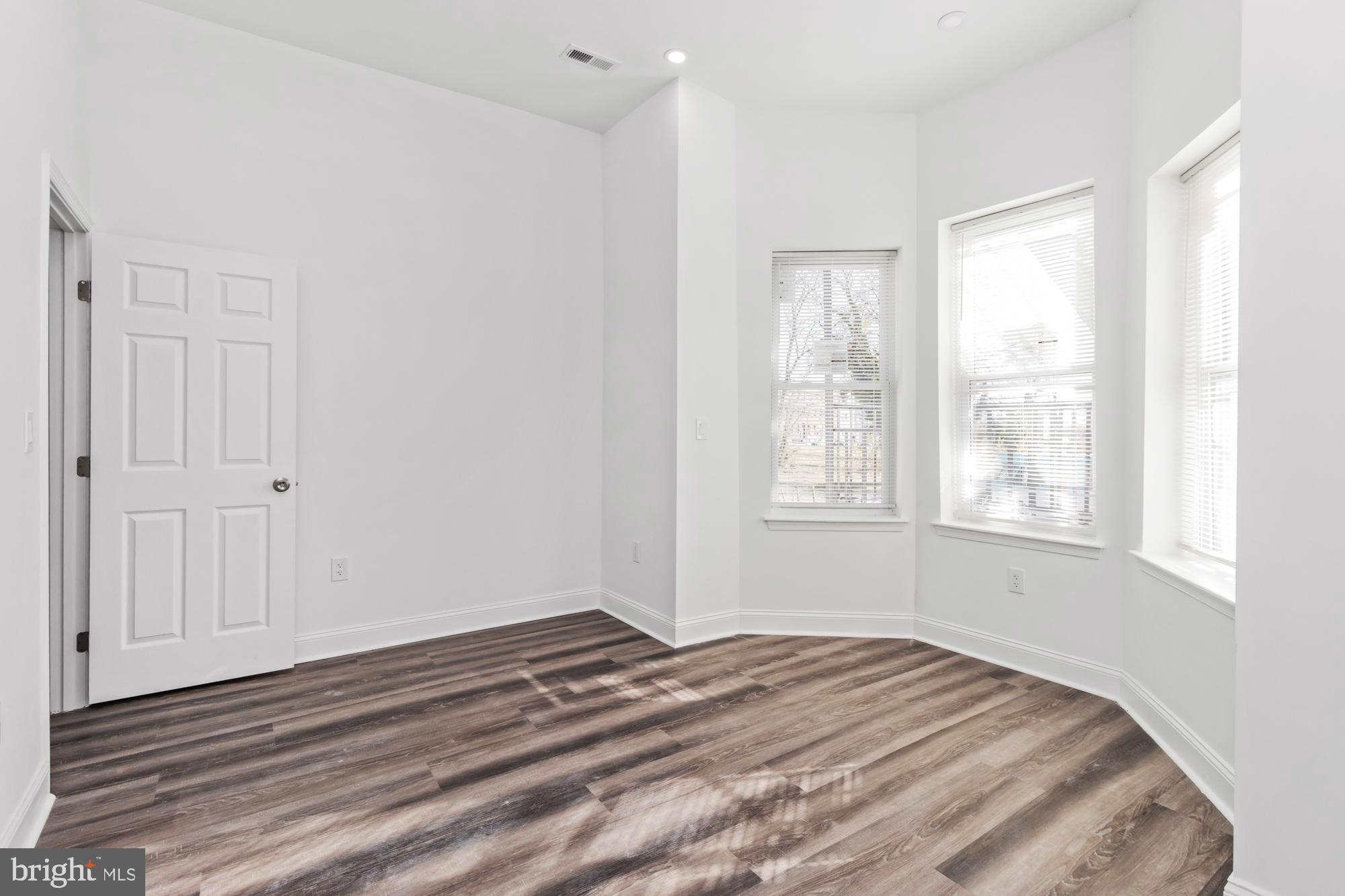 HARLEM PARK - Residential Income