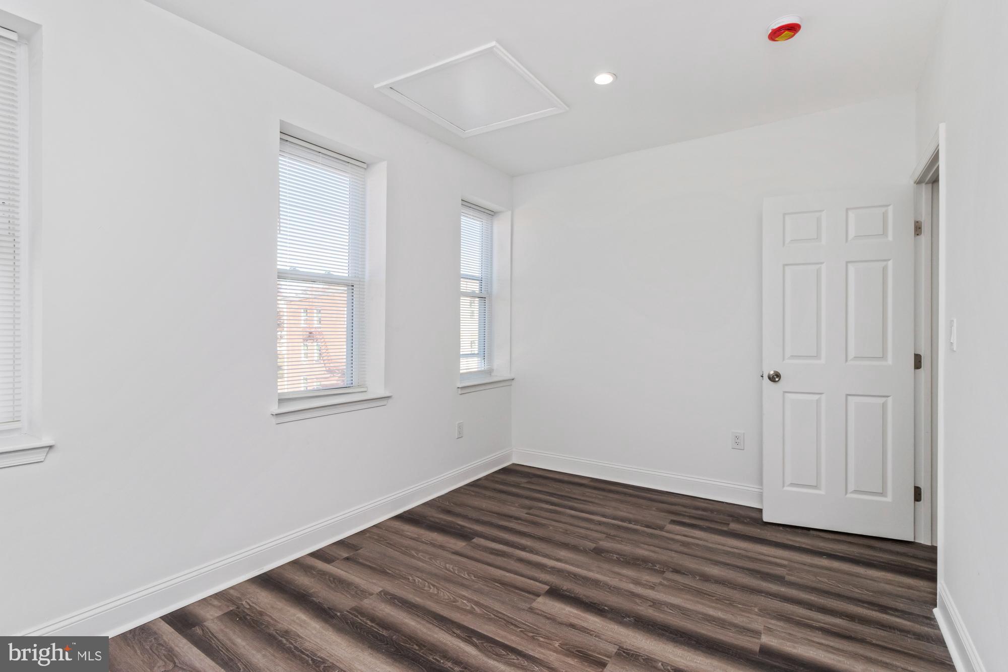 HARLEM PARK - Residential Income