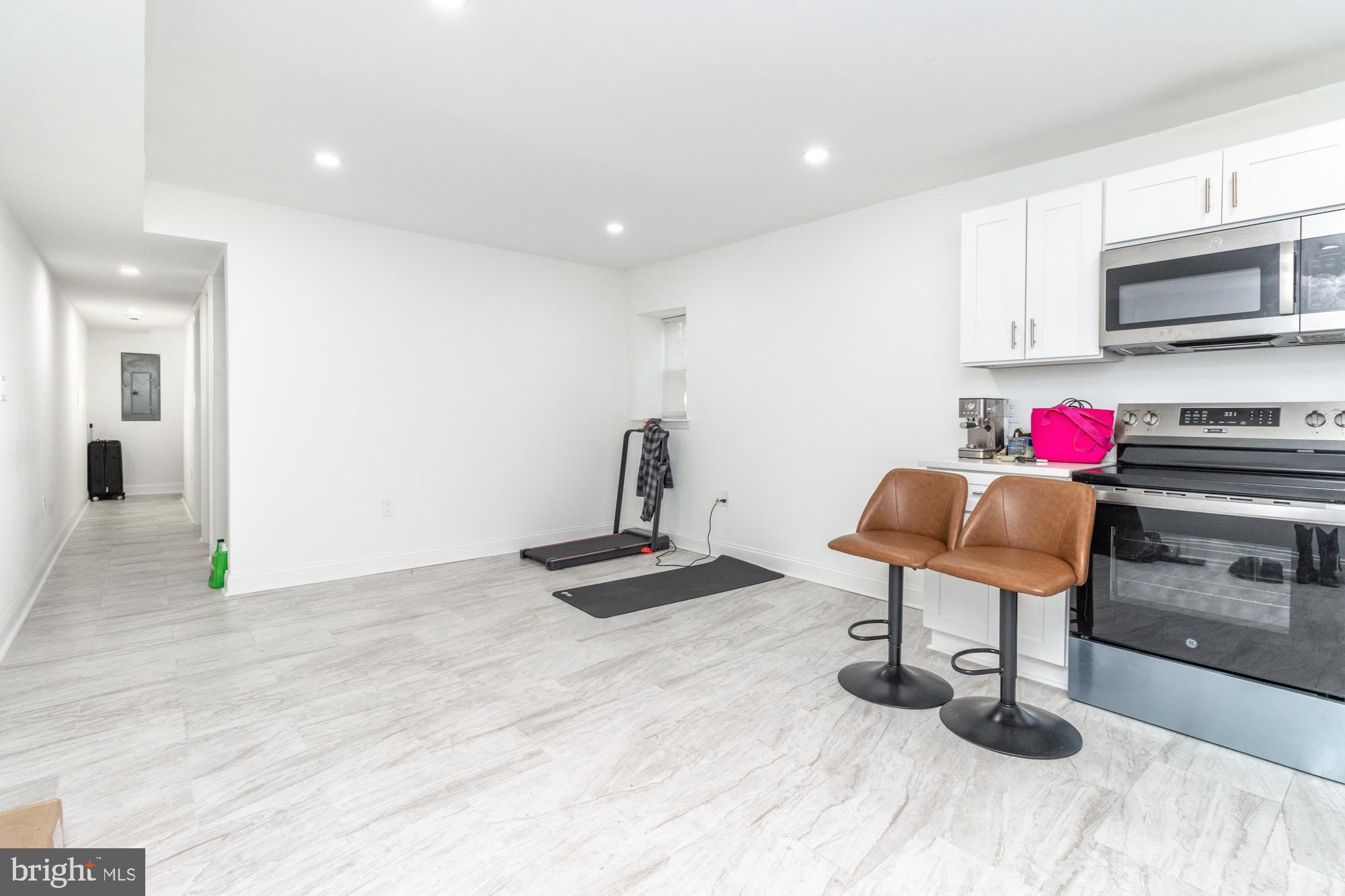 HARLEM PARK - Residential Income