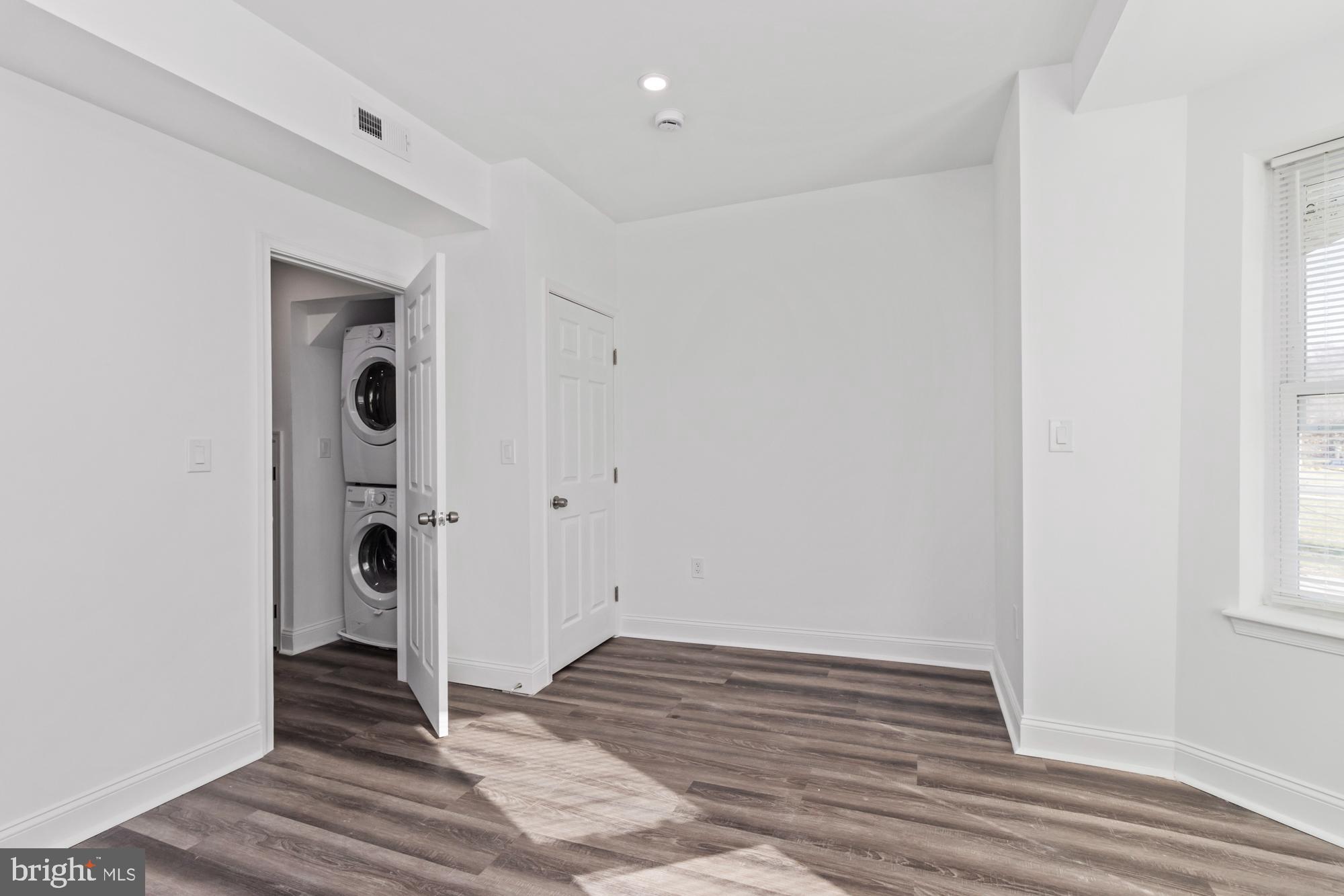 HARLEM PARK - Residential Income