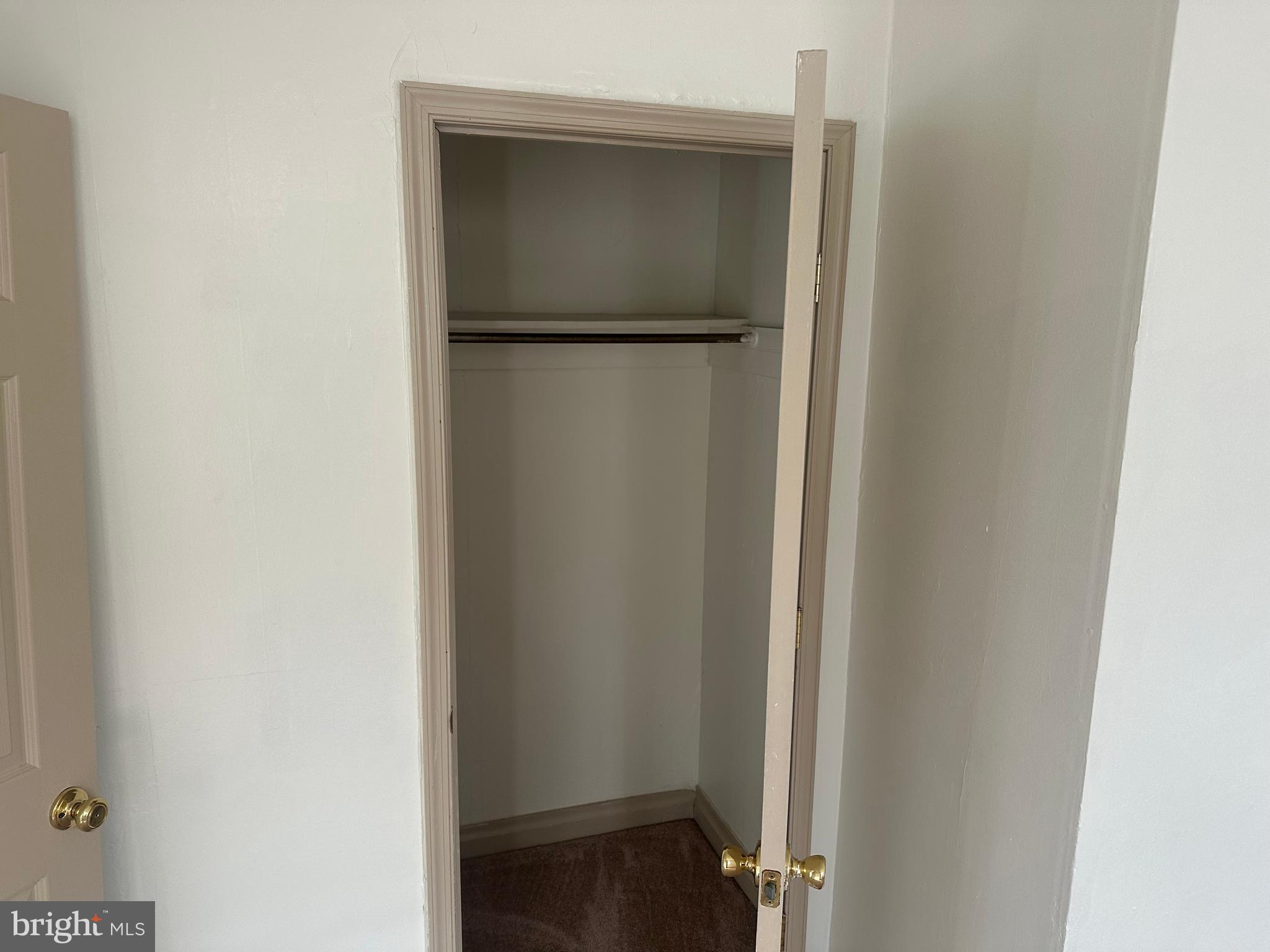 WINDSOR BORO - Residential Income