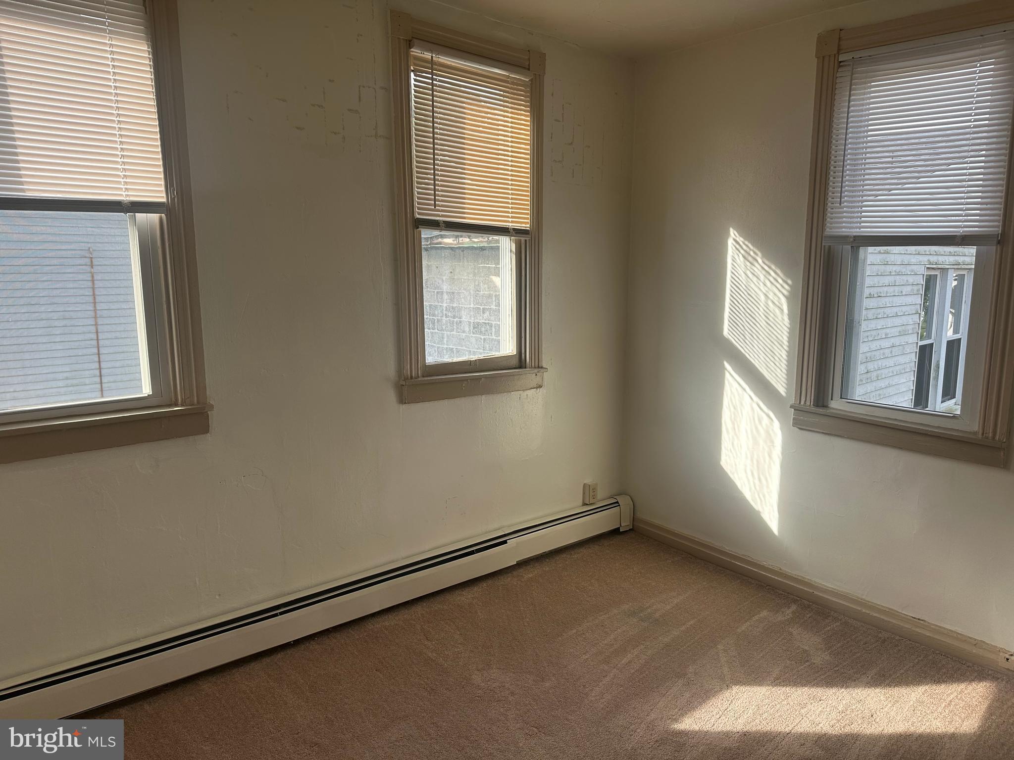 WINDSOR BORO - Residential Income