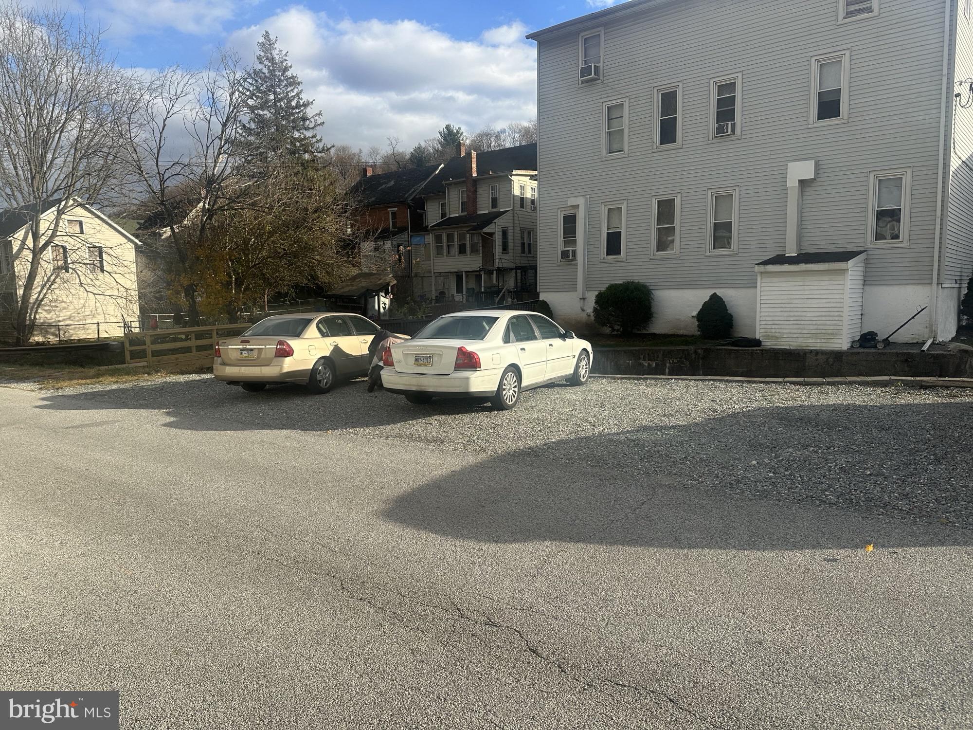 WINDSOR BORO - Residential Income