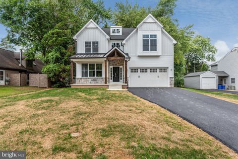 706 CLOVER LANE PLYMOUTH MEETING PA 19462