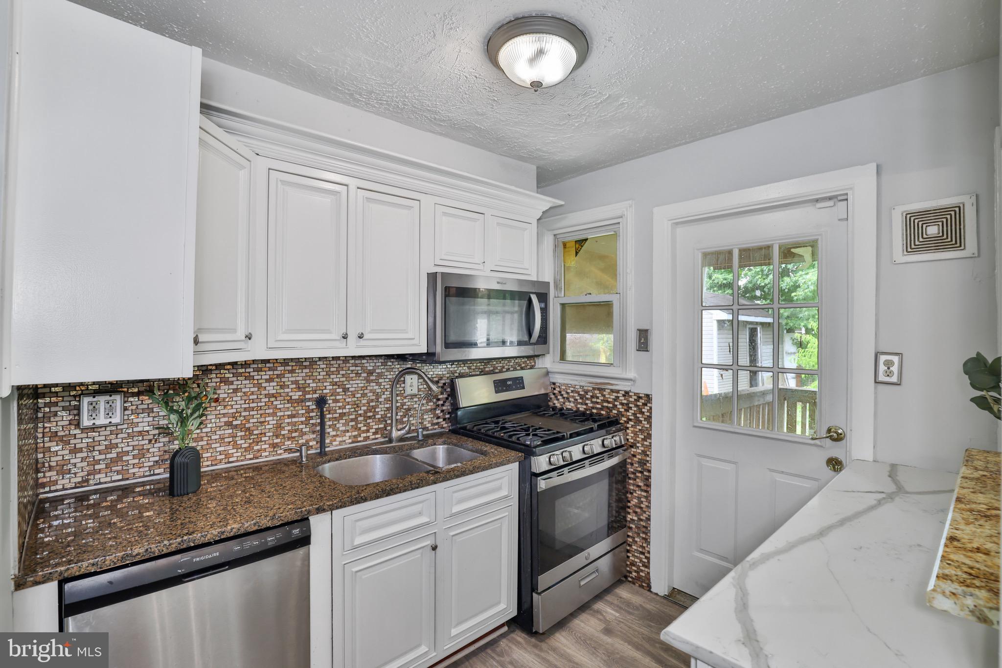 LEWISDALE - Residential