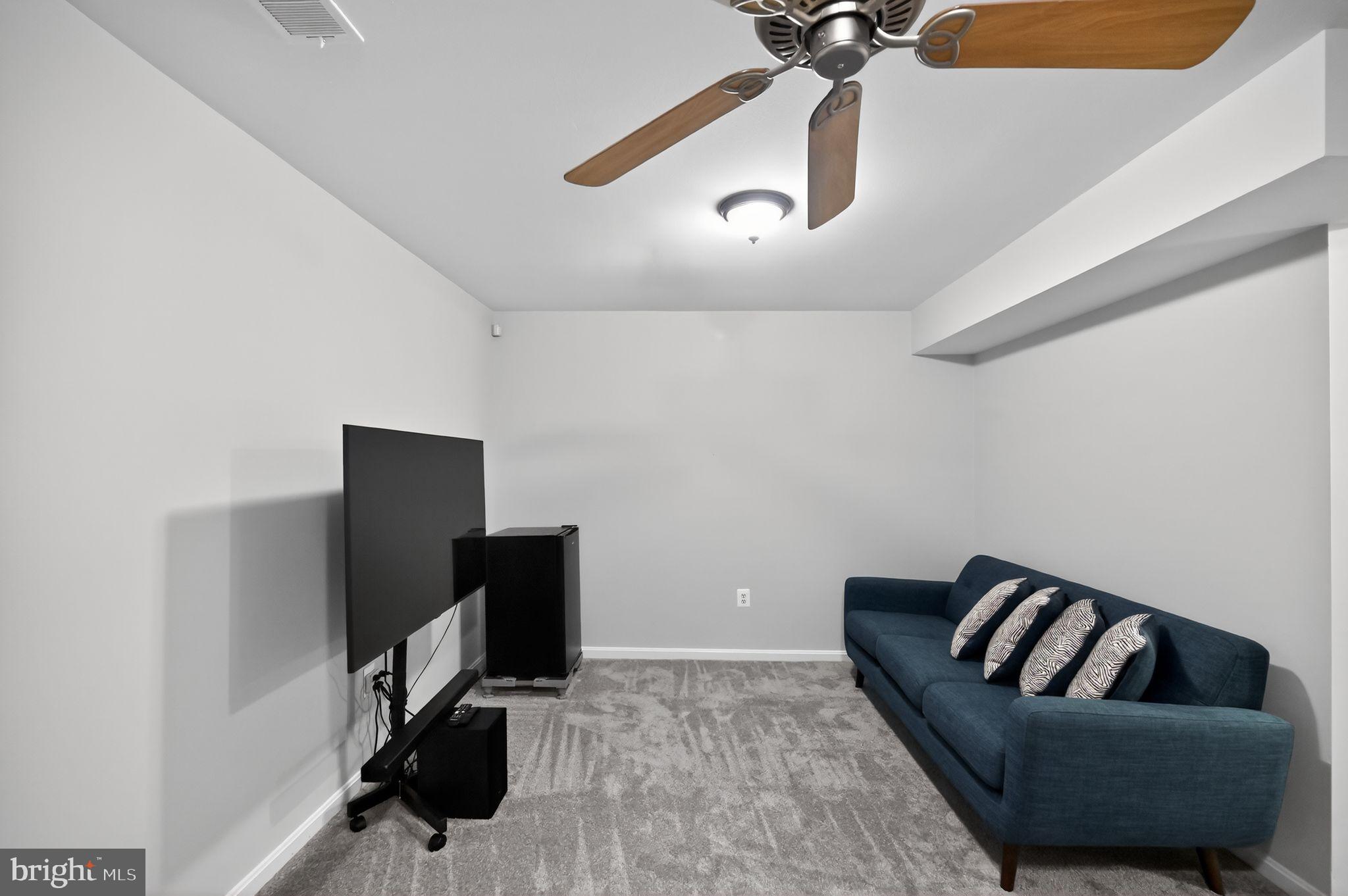 WAYSIDE VILLAGE - Residential