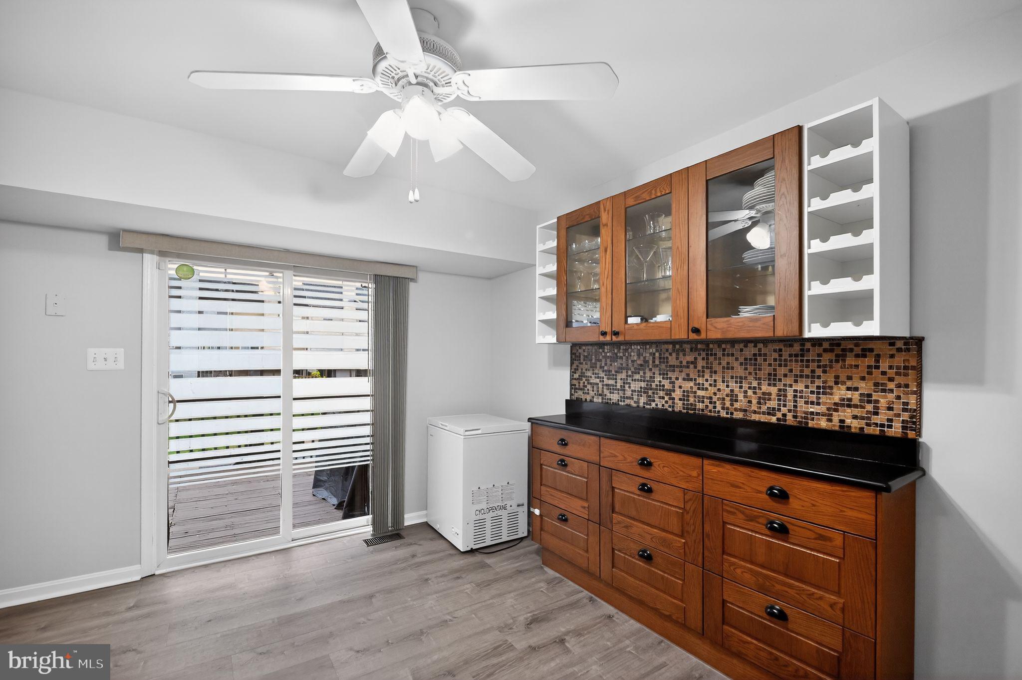 WAYSIDE VILLAGE - Residential