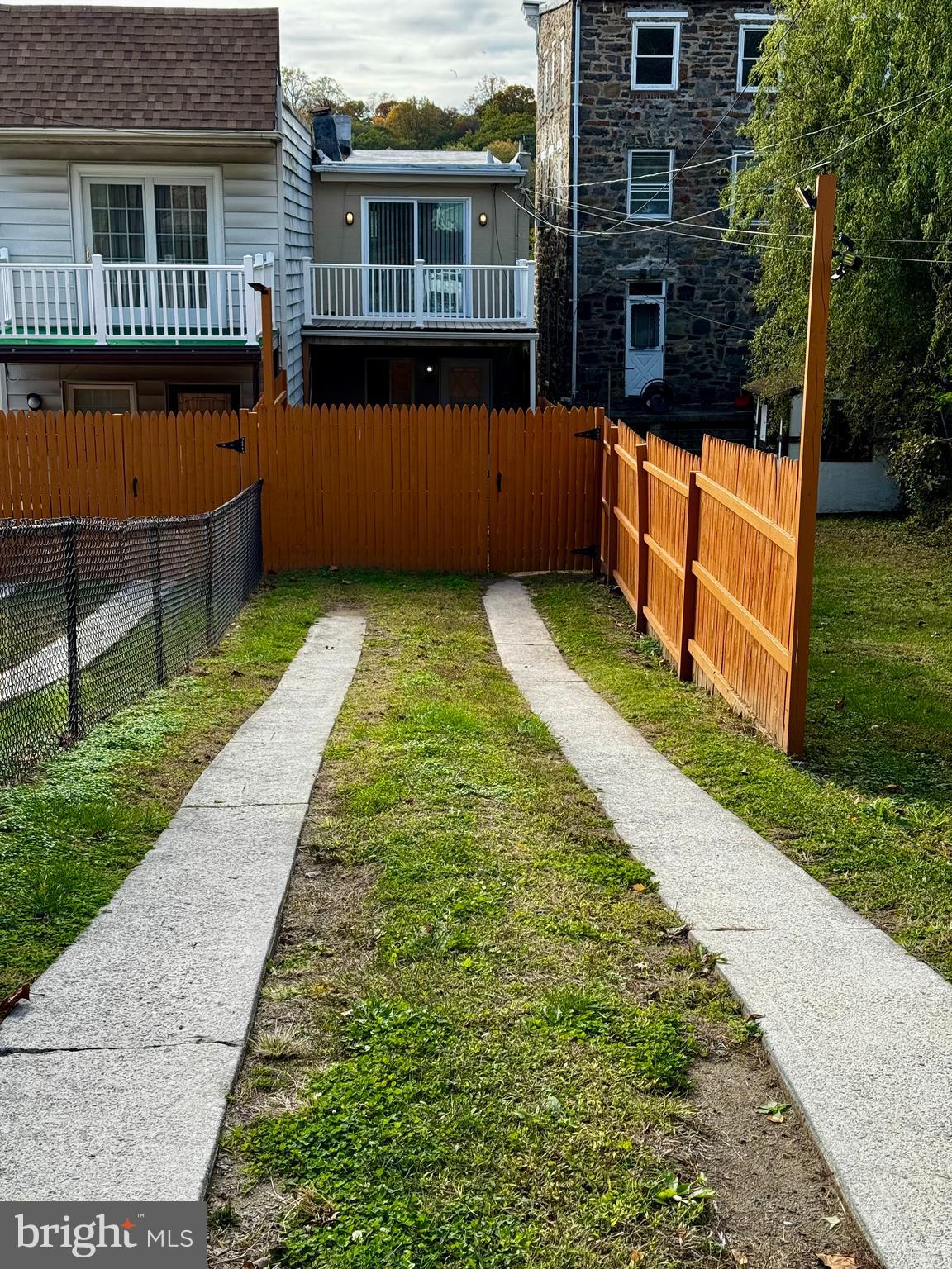 HAMPDEN HISTORIC DISTRICT - Residential