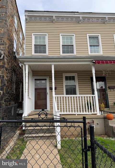 Townhouse For Sale - 3535 Buena Vista Avenue<br/> BALTIMORE, MD 21211