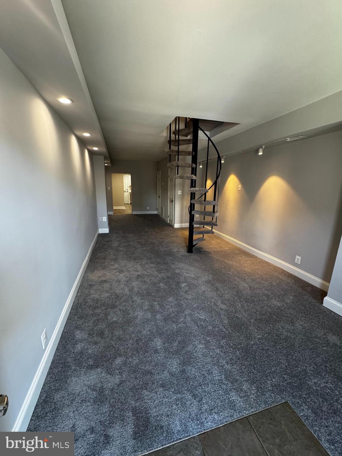 3535 BUENA VISTA AVENUE