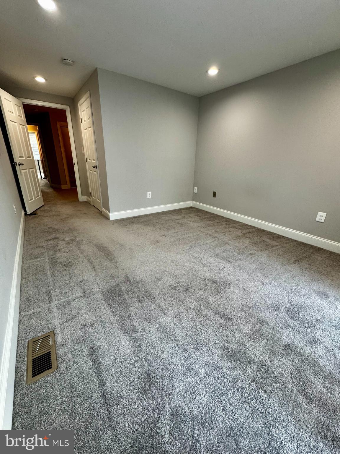 HAMPDEN HISTORIC DISTRICT - Residential