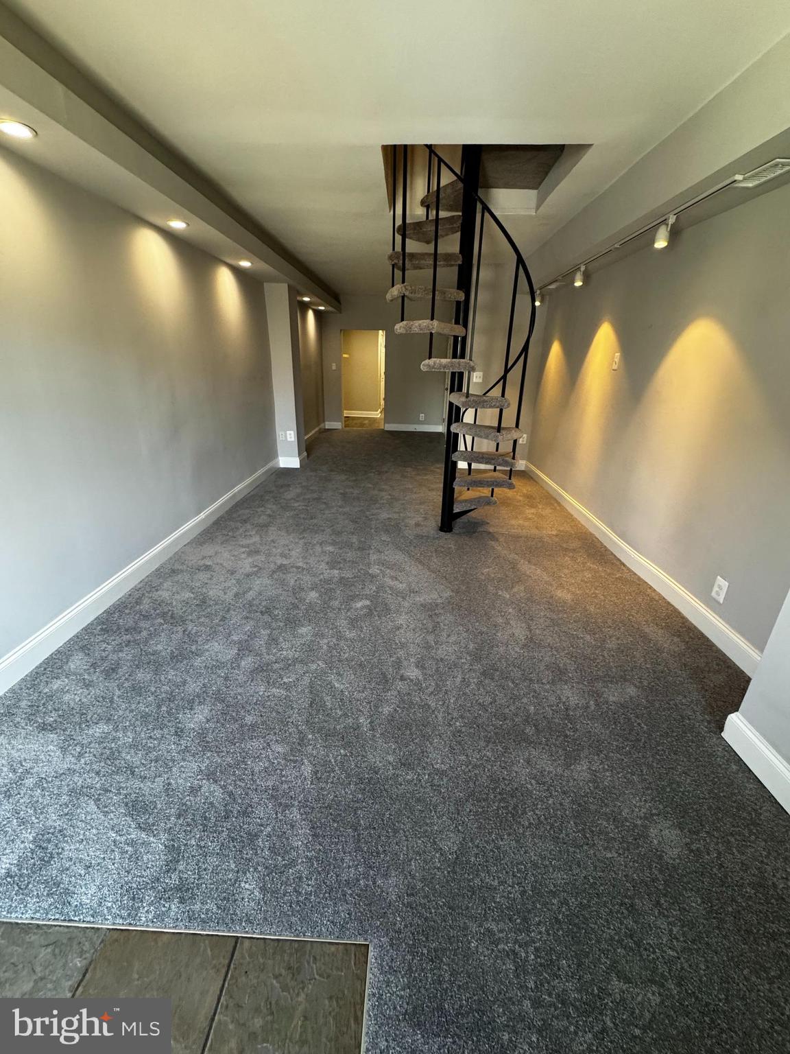 3535 BUENA VISTA AVENUE