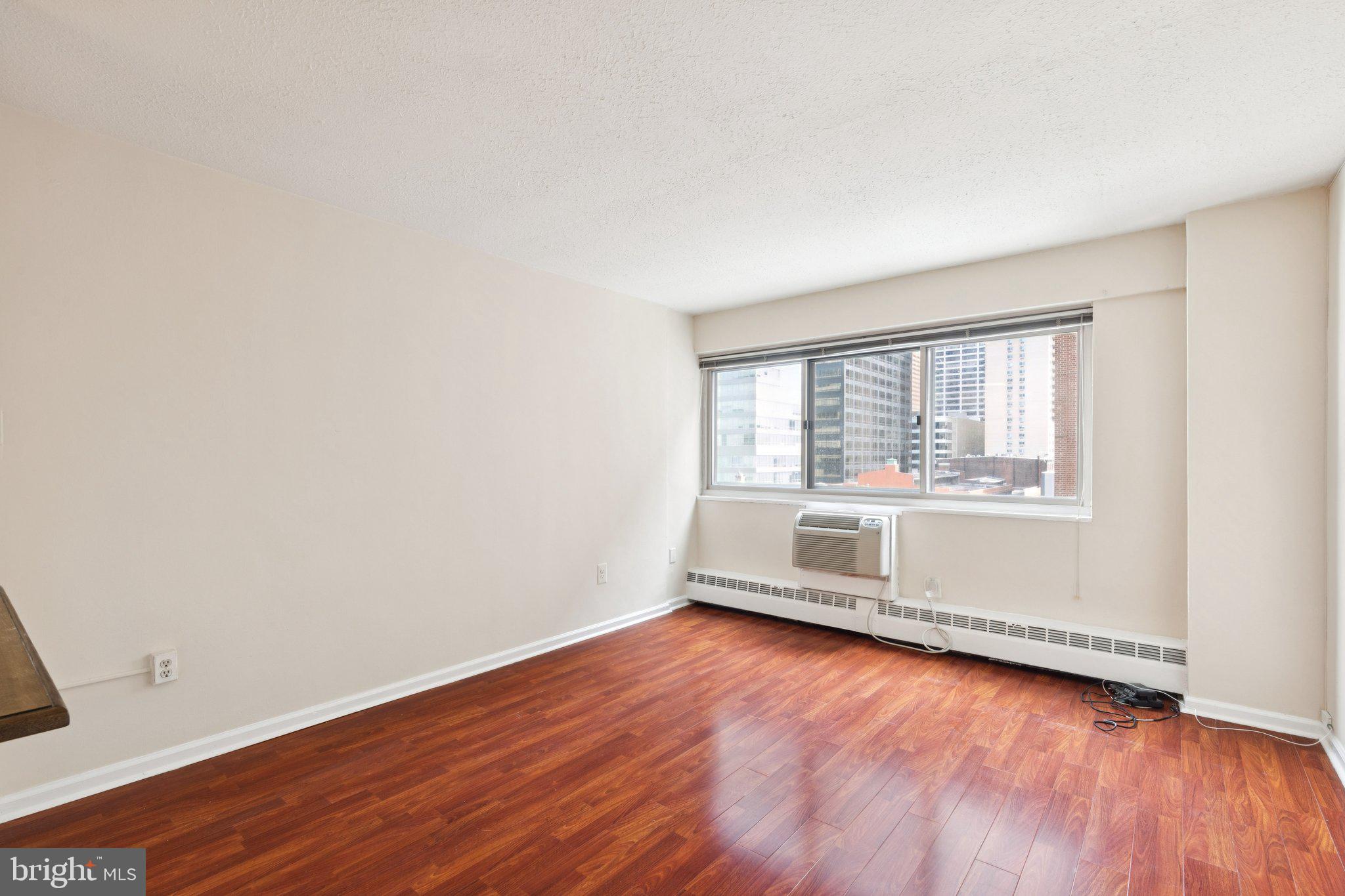 2101 CHESTNUT STREET 719