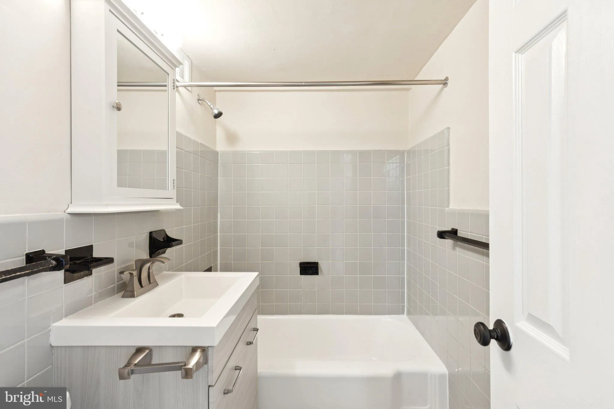 Philadelphia, Pennsylvania 19103, United States, 1 Bedroom Bedrooms, ,1 BathroomBathrooms,Residential,Active,225866