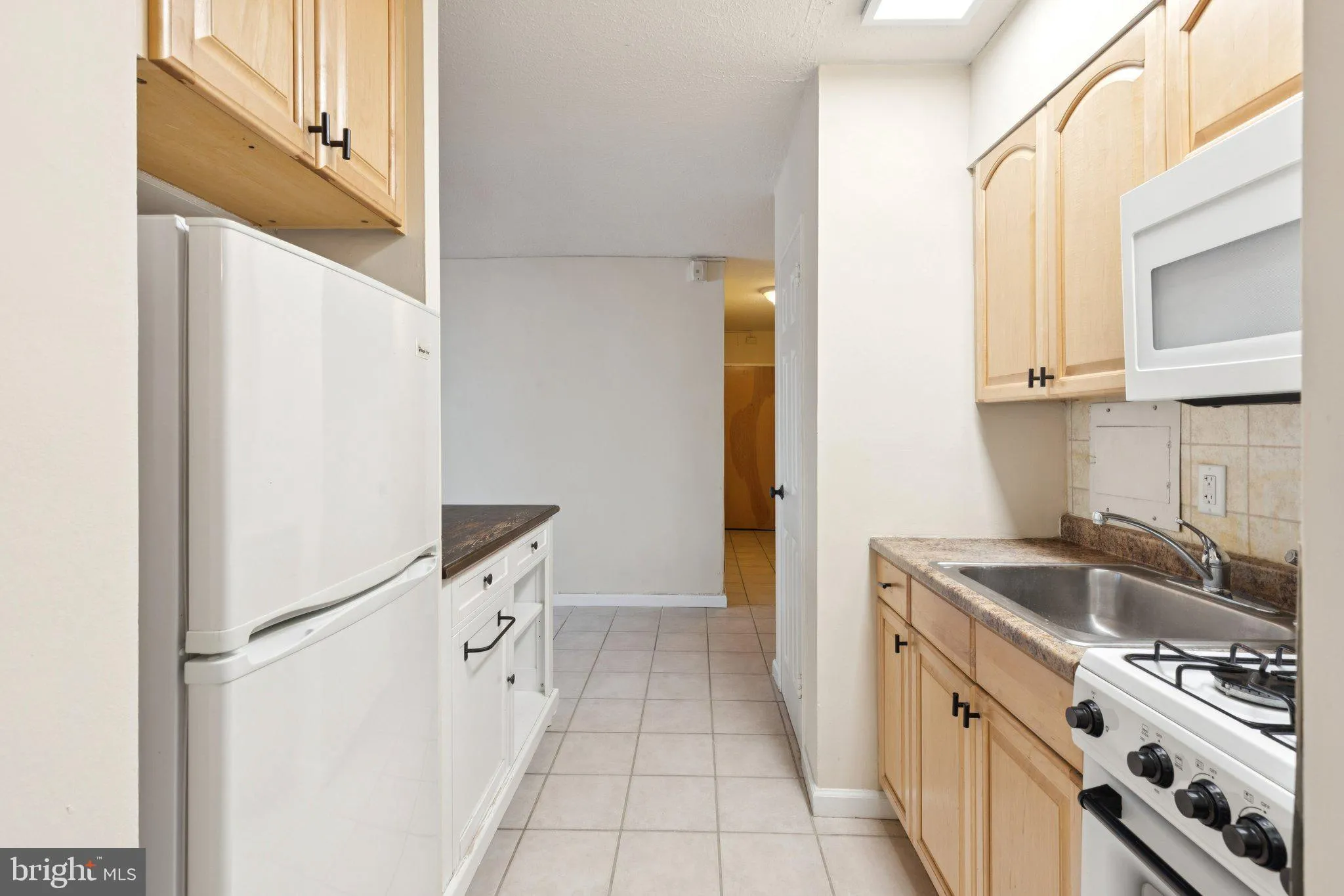 Philadelphia, Pennsylvania 19103, United States, 1 Bedroom Bedrooms, ,1 BathroomBathrooms,Residential,Active,225866