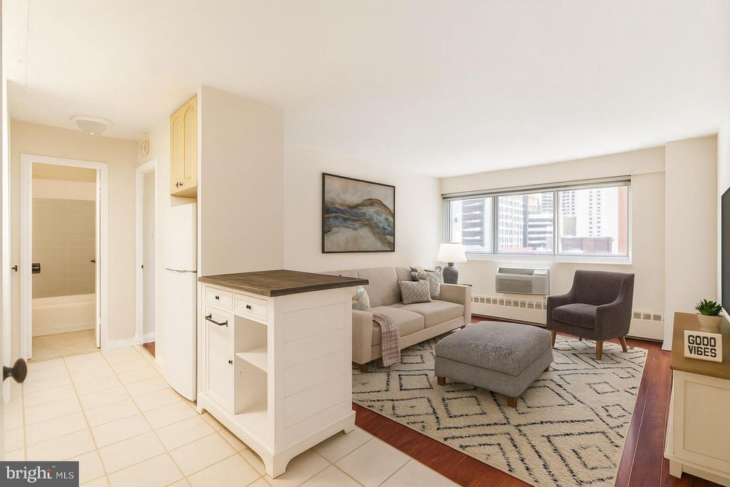 Photo of 2101 Chestnut Street #719, PHILADELPHIA, PA 19103 (MLS # PAPH2546556)