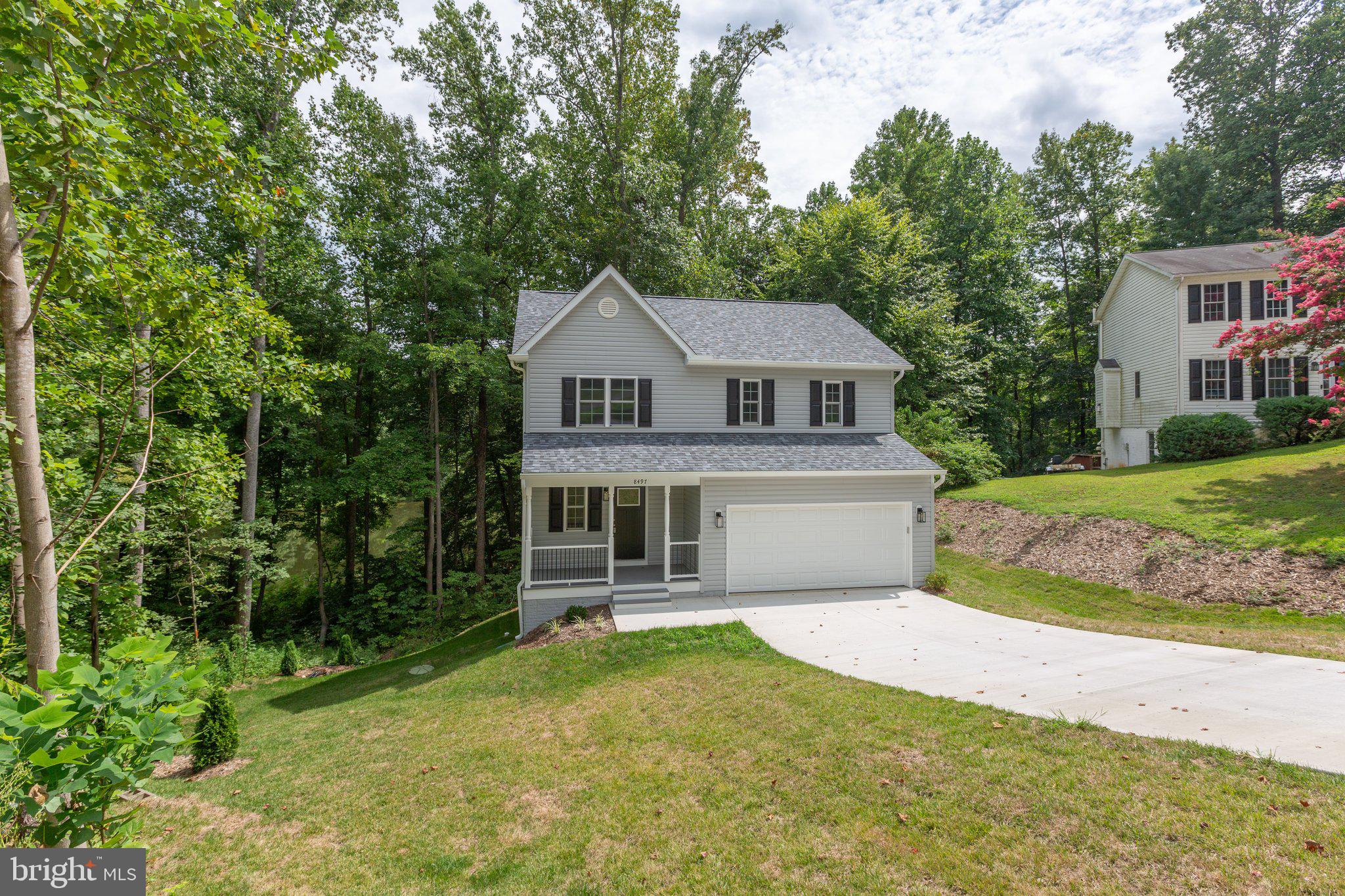 PRESIDENTIAL LAKES - Residential