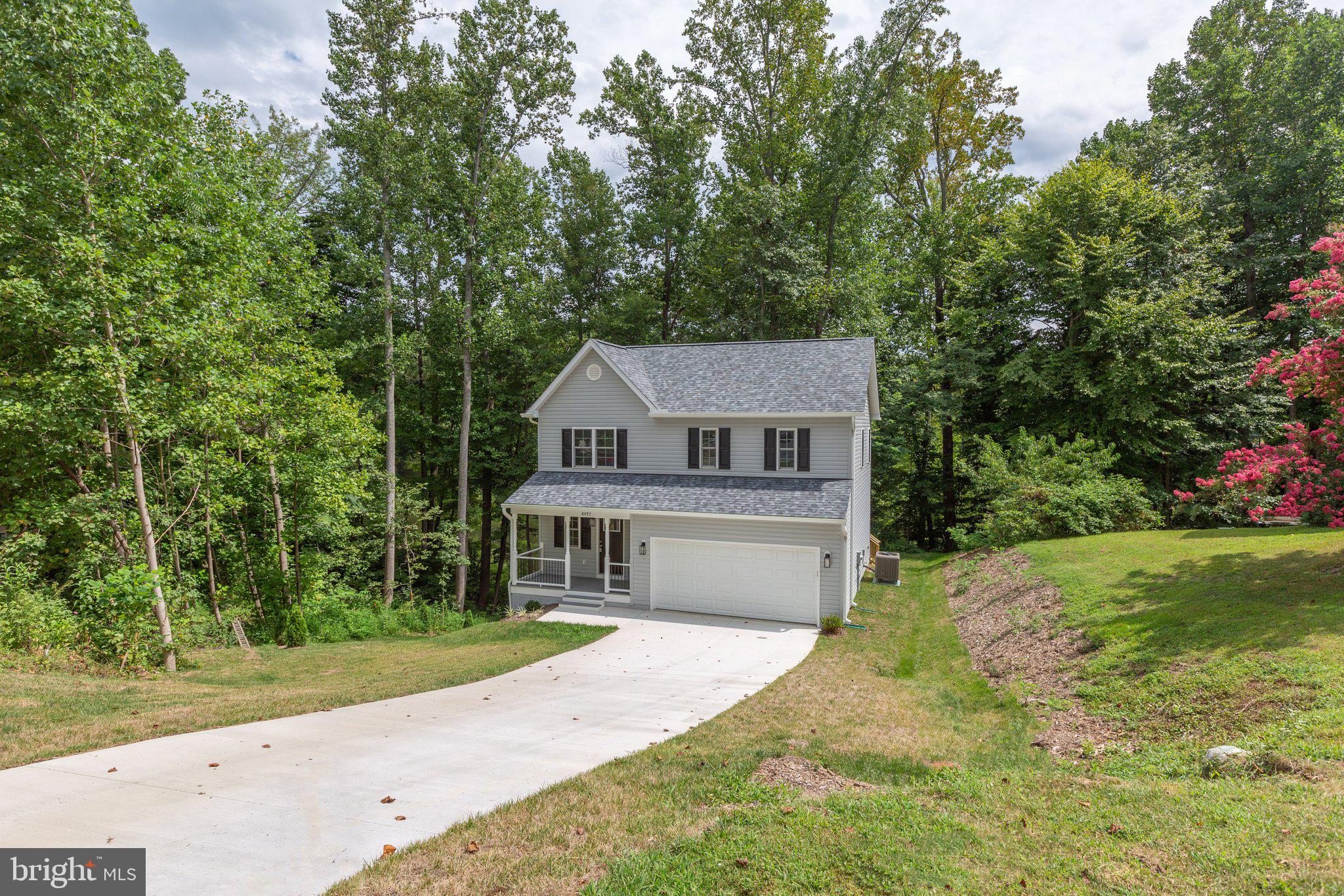 PRESIDENTIAL LAKES - Residential