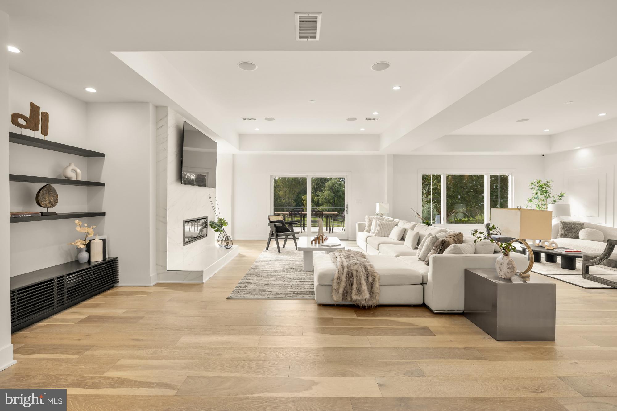 TRAVILAH MEADOWS - Residential