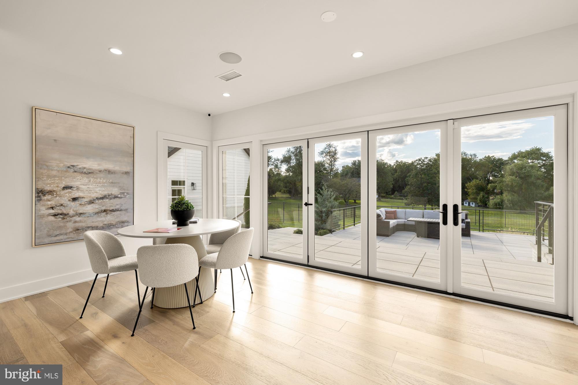 TRAVILAH MEADOWS - Residential