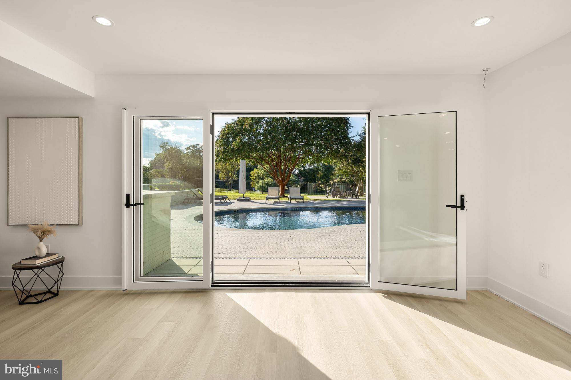 TRAVILAH MEADOWS - Residential