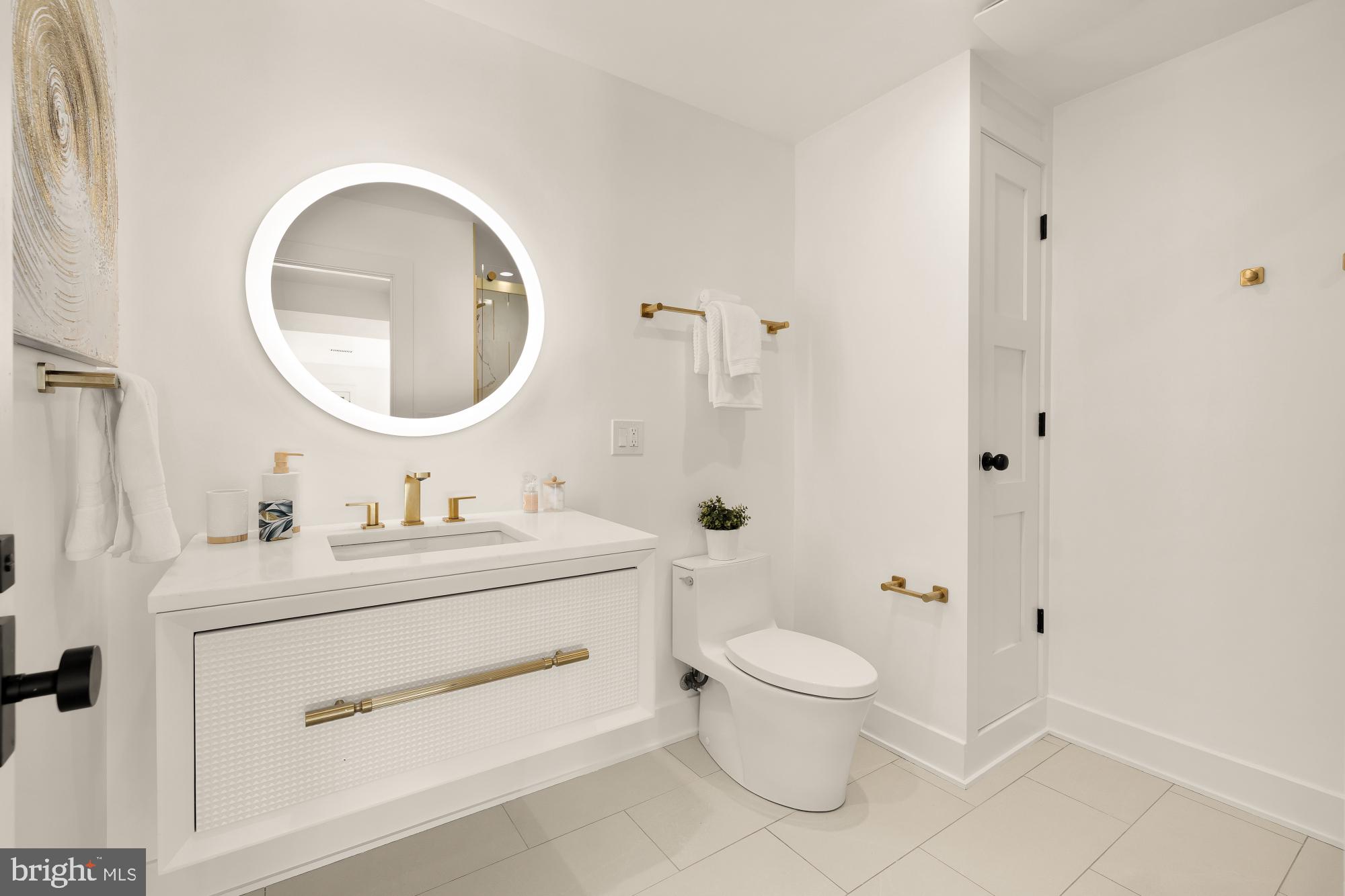 TRAVILAH MEADOWS - Residential