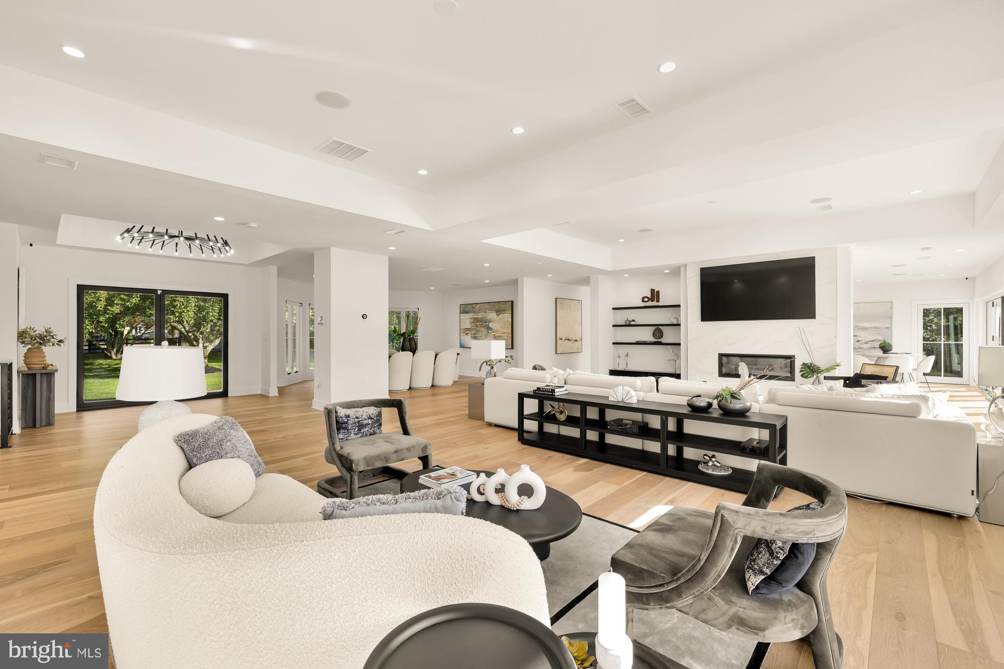 TRAVILAH MEADOWS - Residential