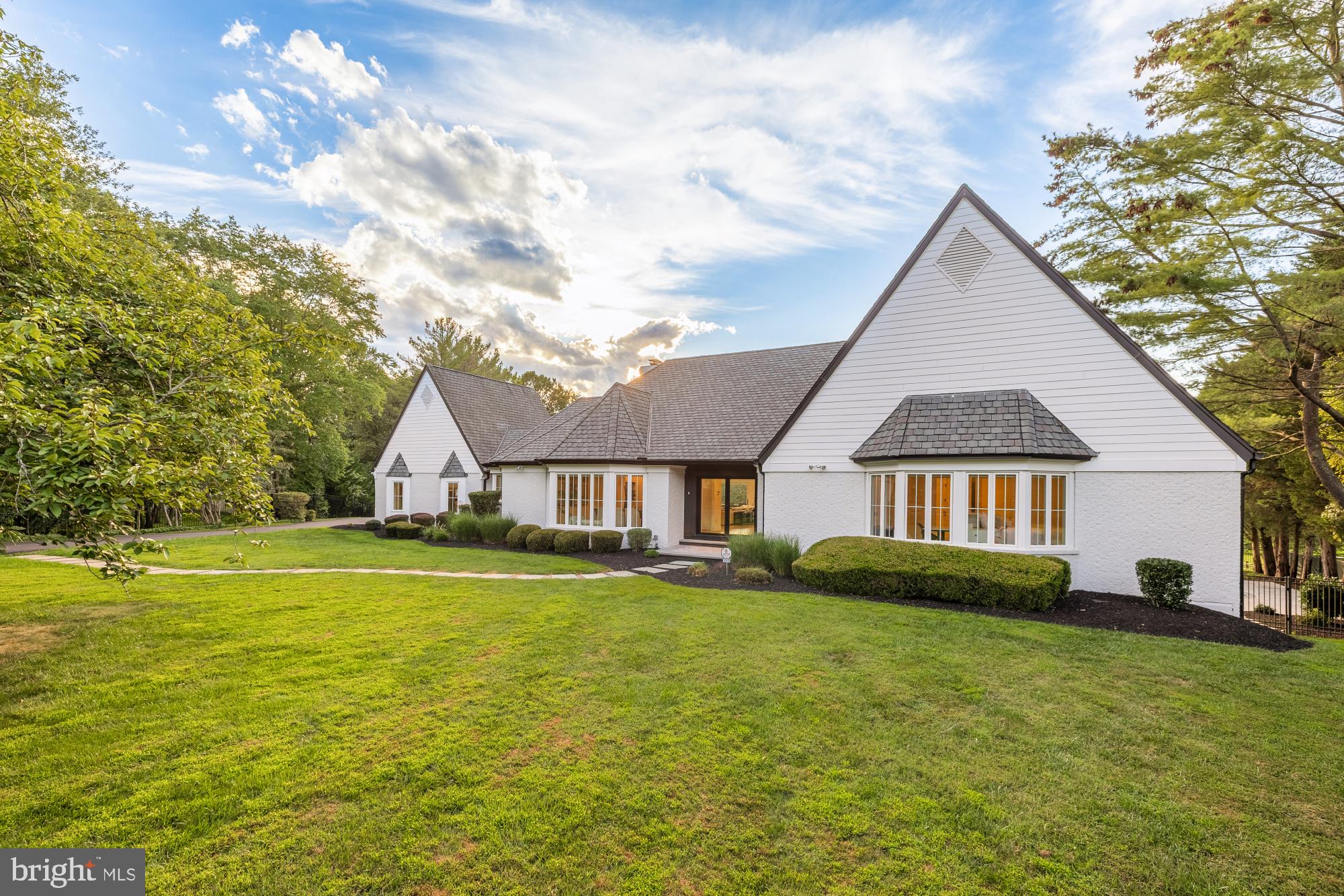 TRAVILAH MEADOWS - Residential