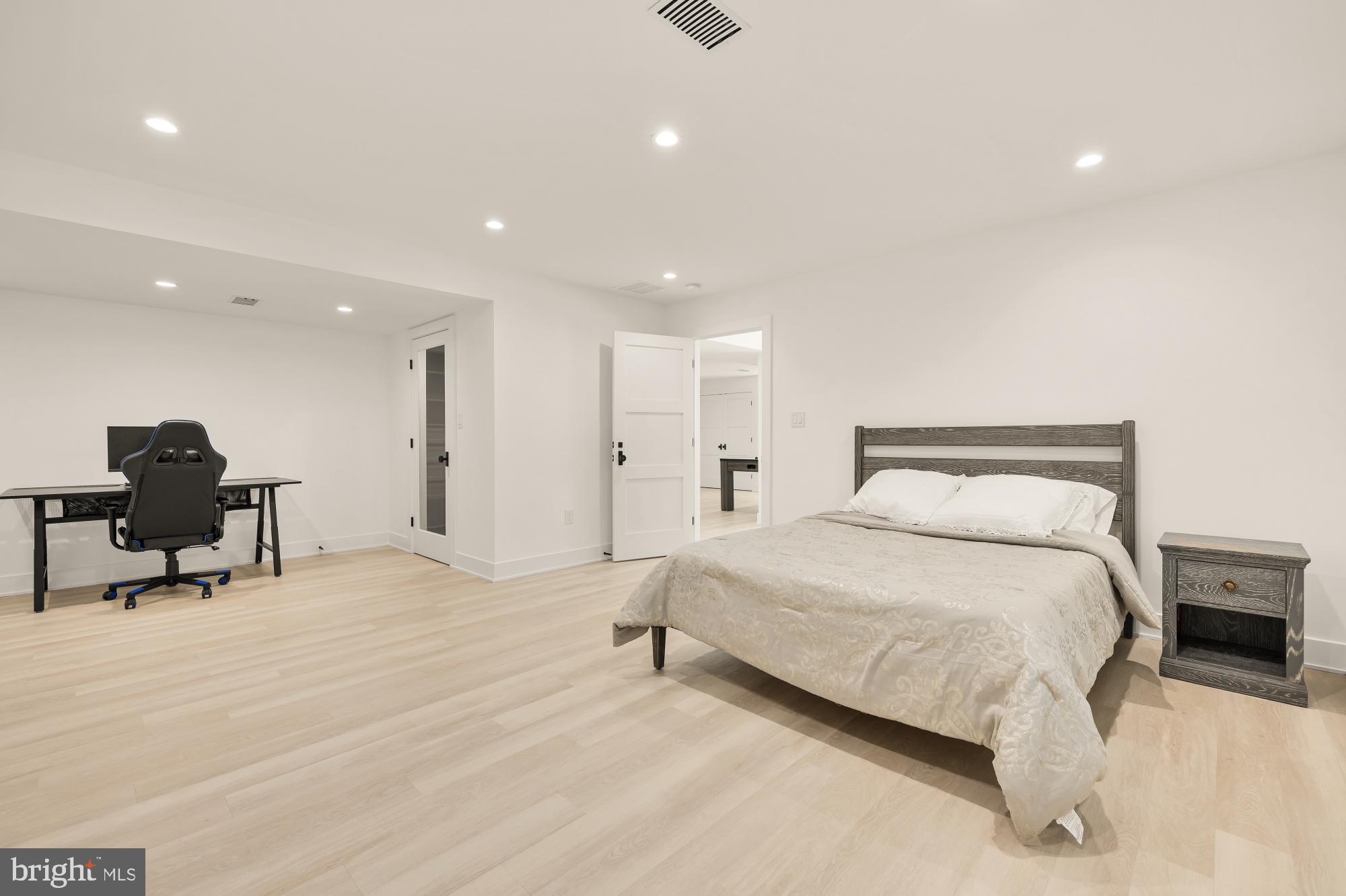 TRAVILAH MEADOWS - Residential