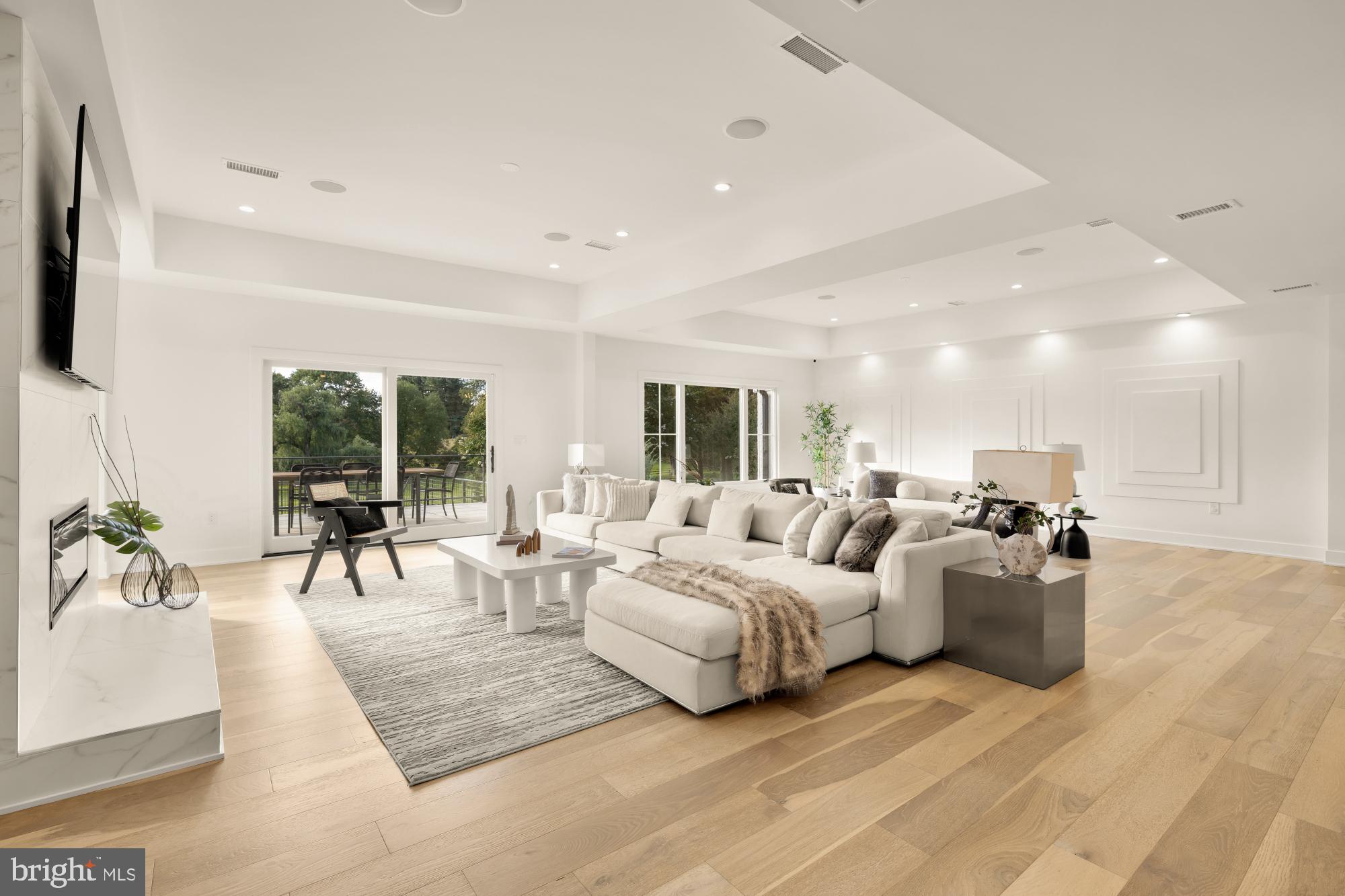 TRAVILAH MEADOWS - Residential