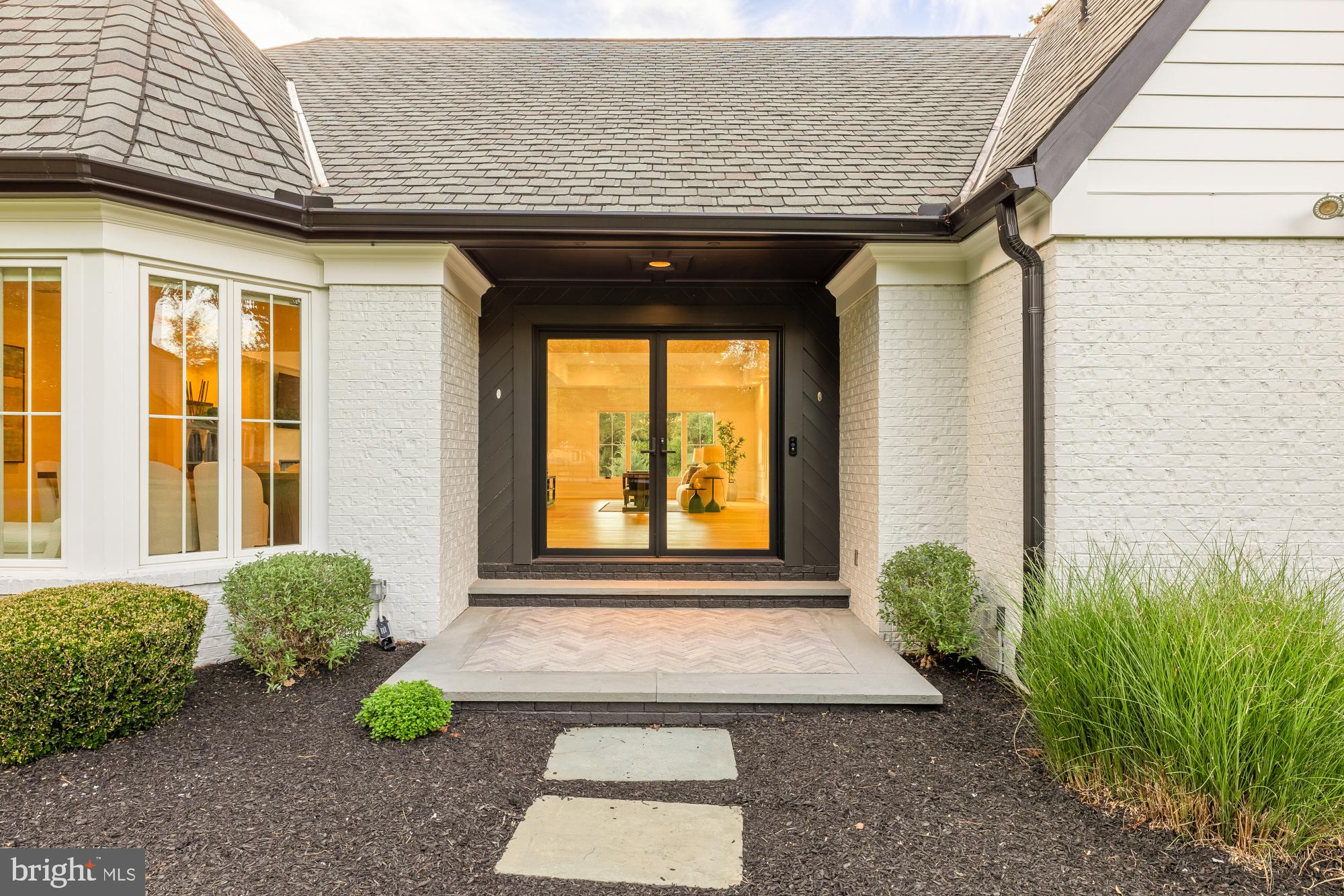 TRAVILAH MEADOWS - Residential