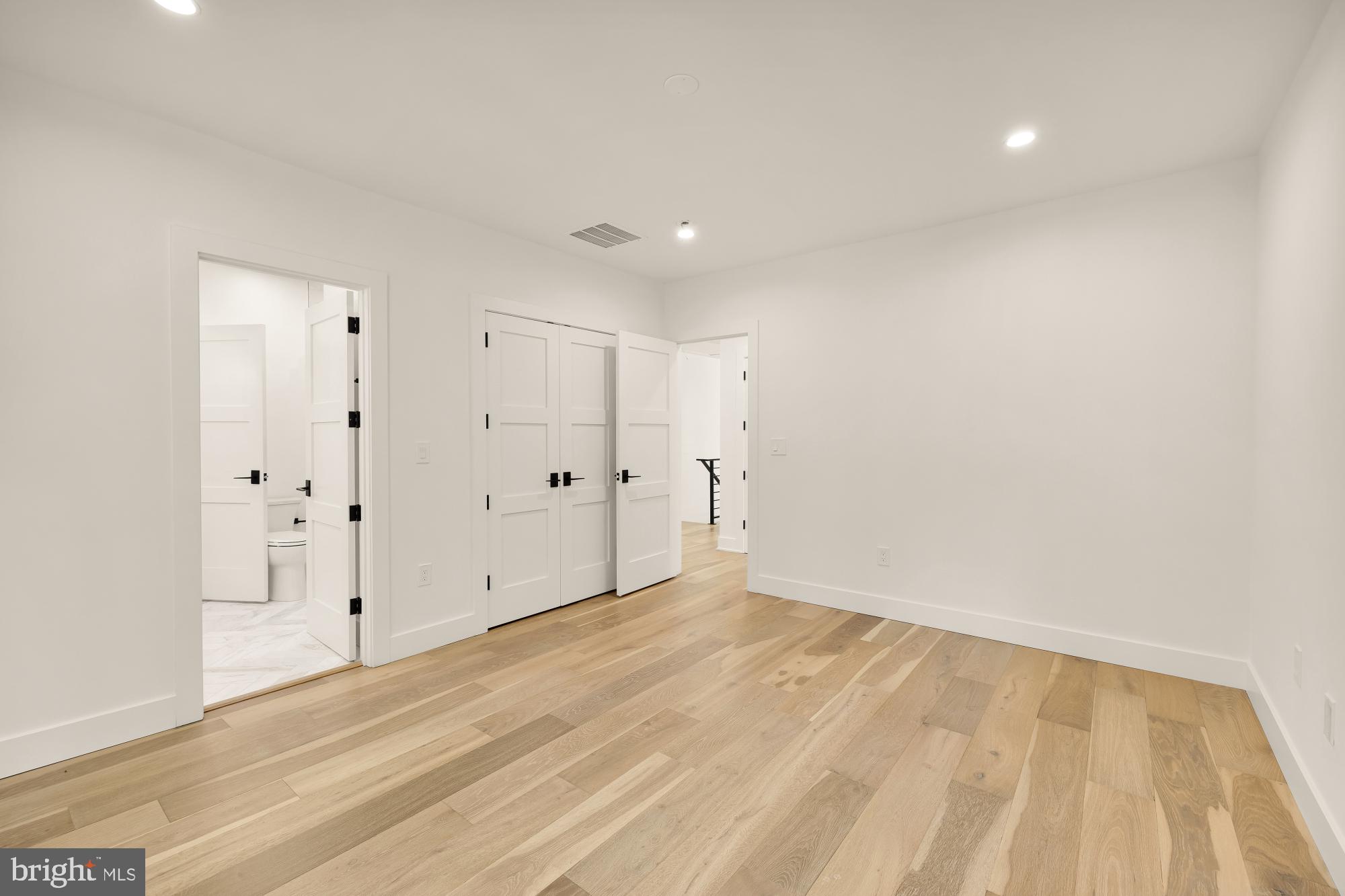 TRAVILAH MEADOWS - Residential