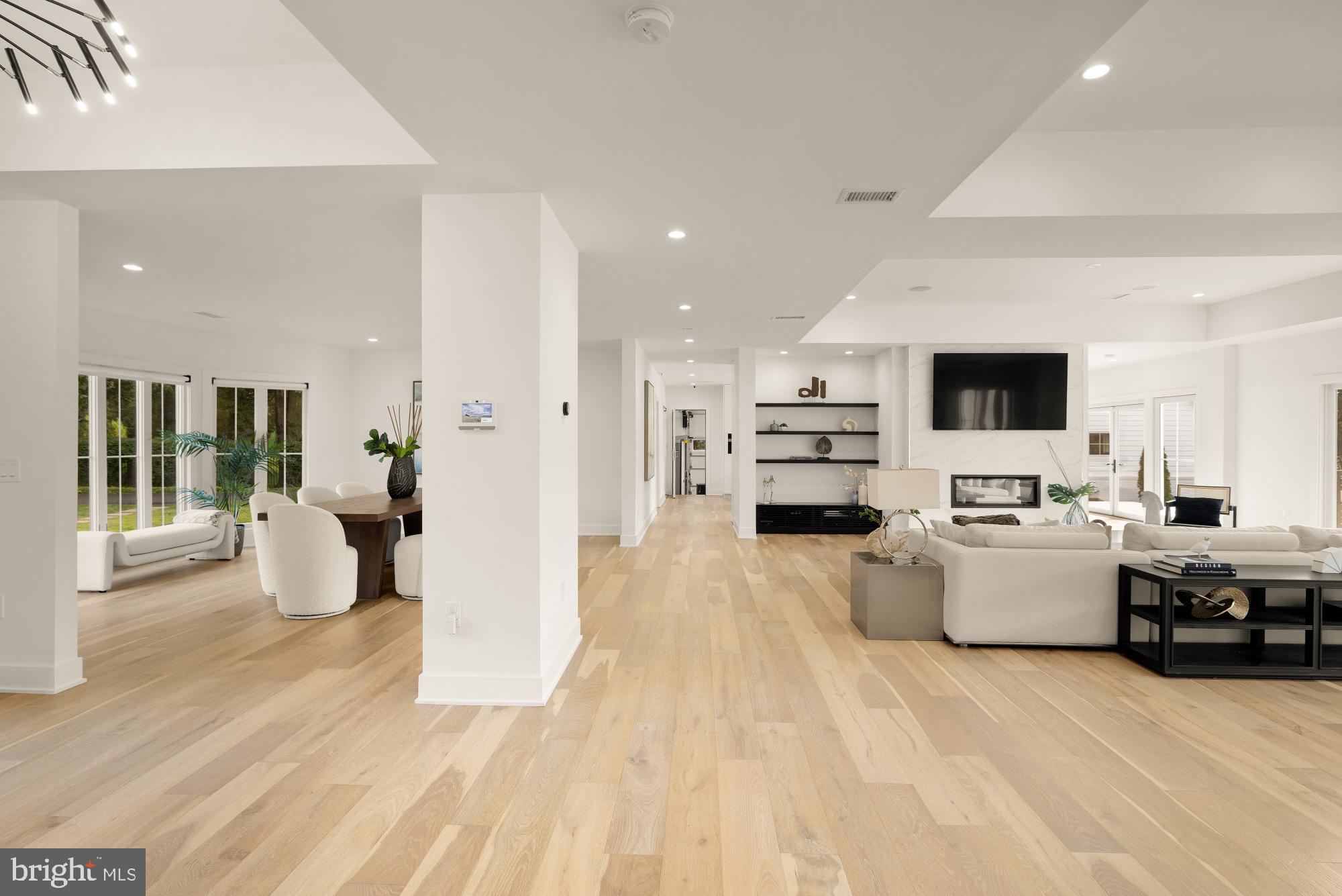 TRAVILAH MEADOWS - Residential