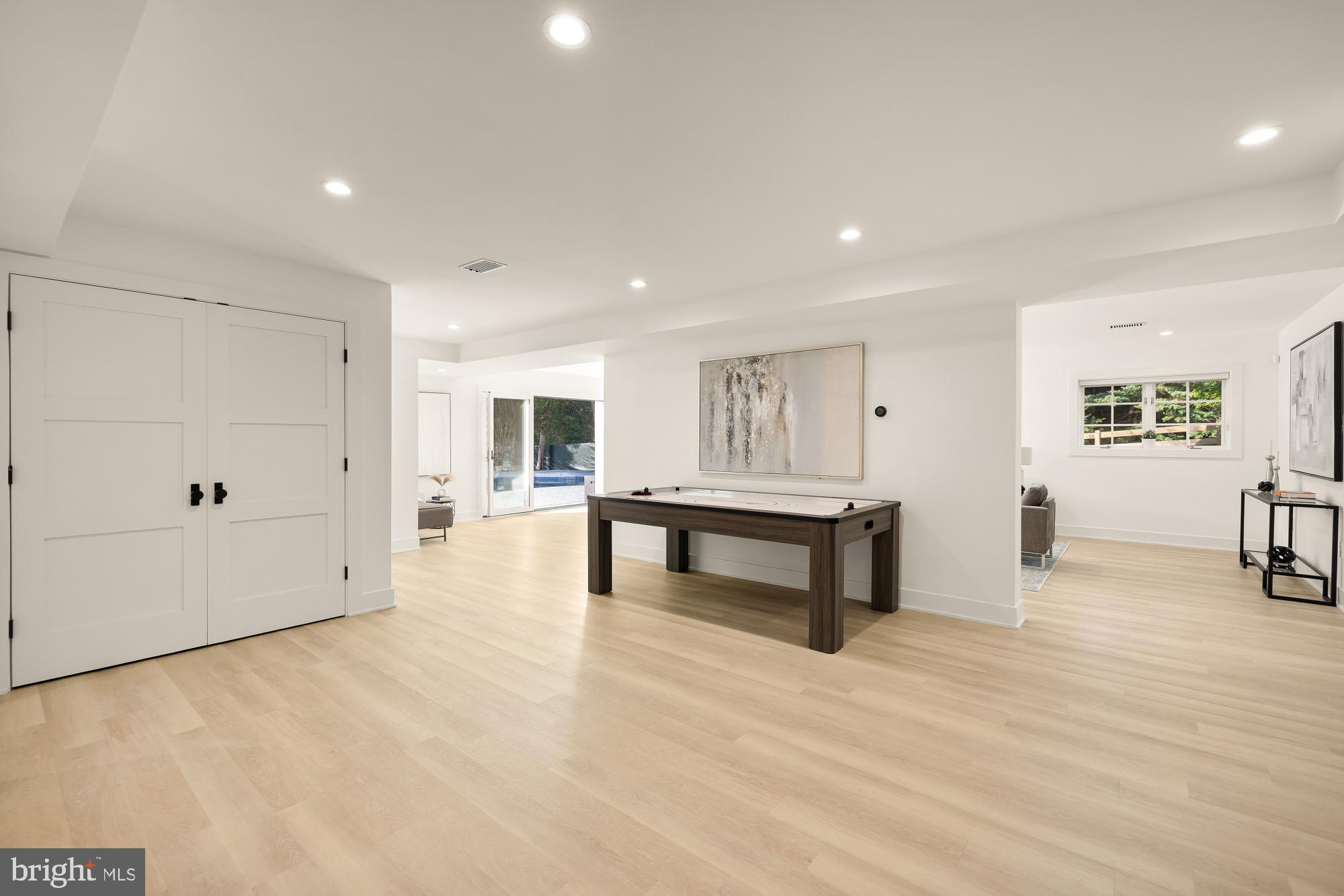 TRAVILAH MEADOWS - Residential