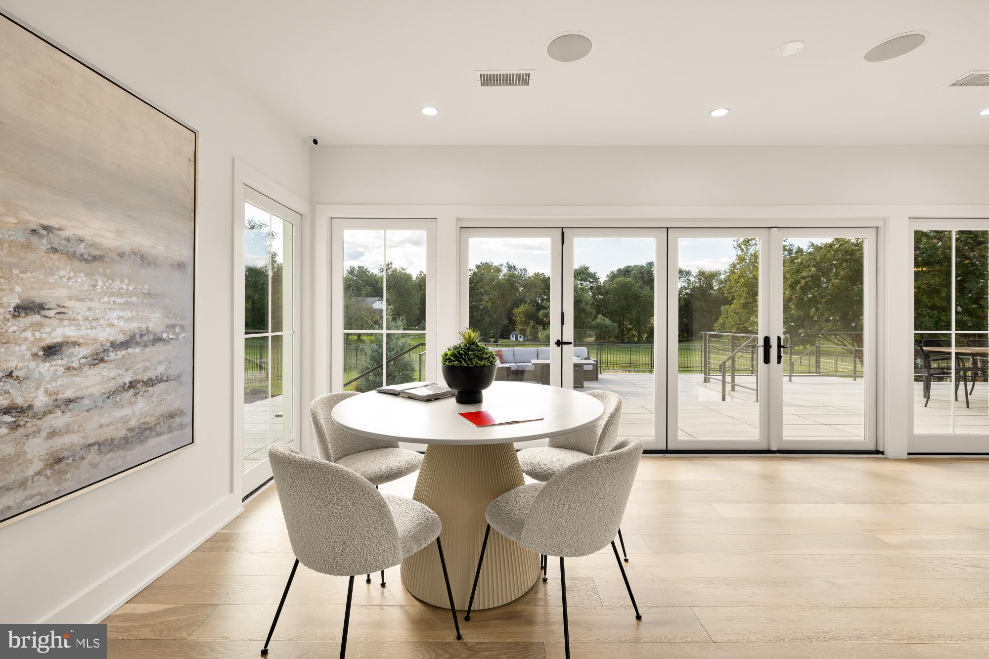 TRAVILAH MEADOWS - Residential