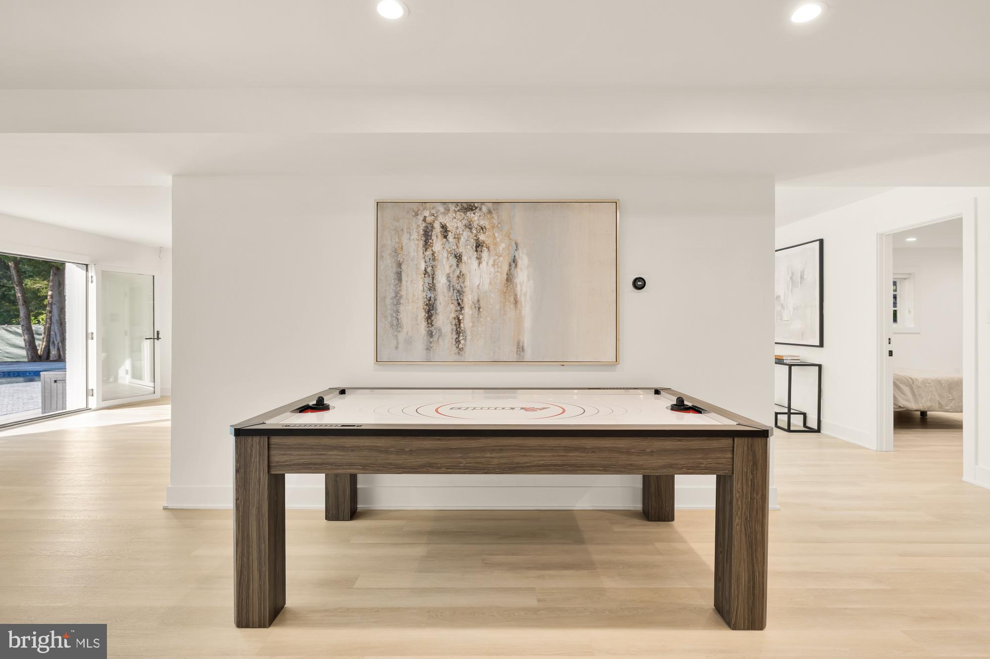 TRAVILAH MEADOWS - Residential