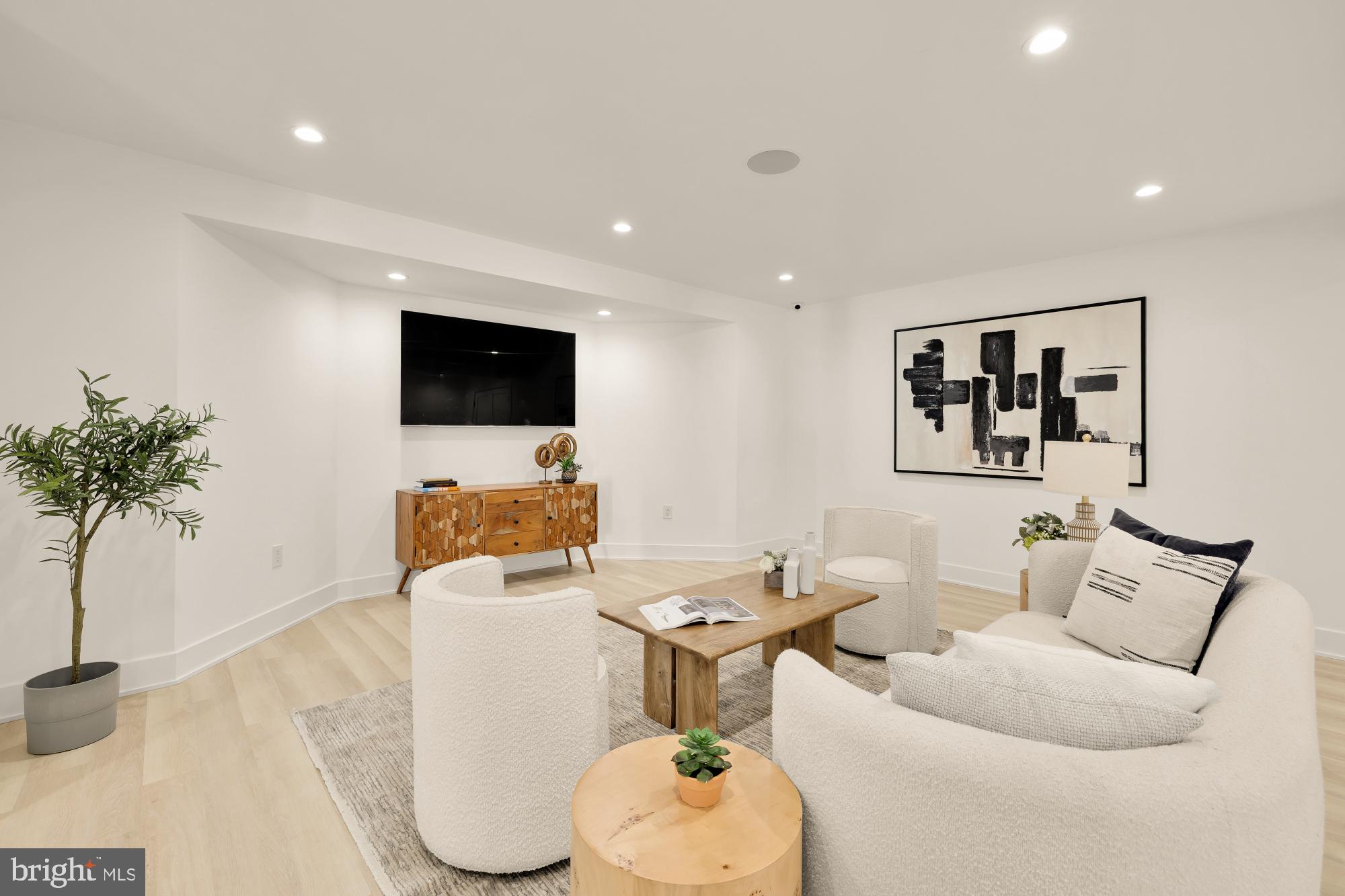 TRAVILAH MEADOWS - Residential