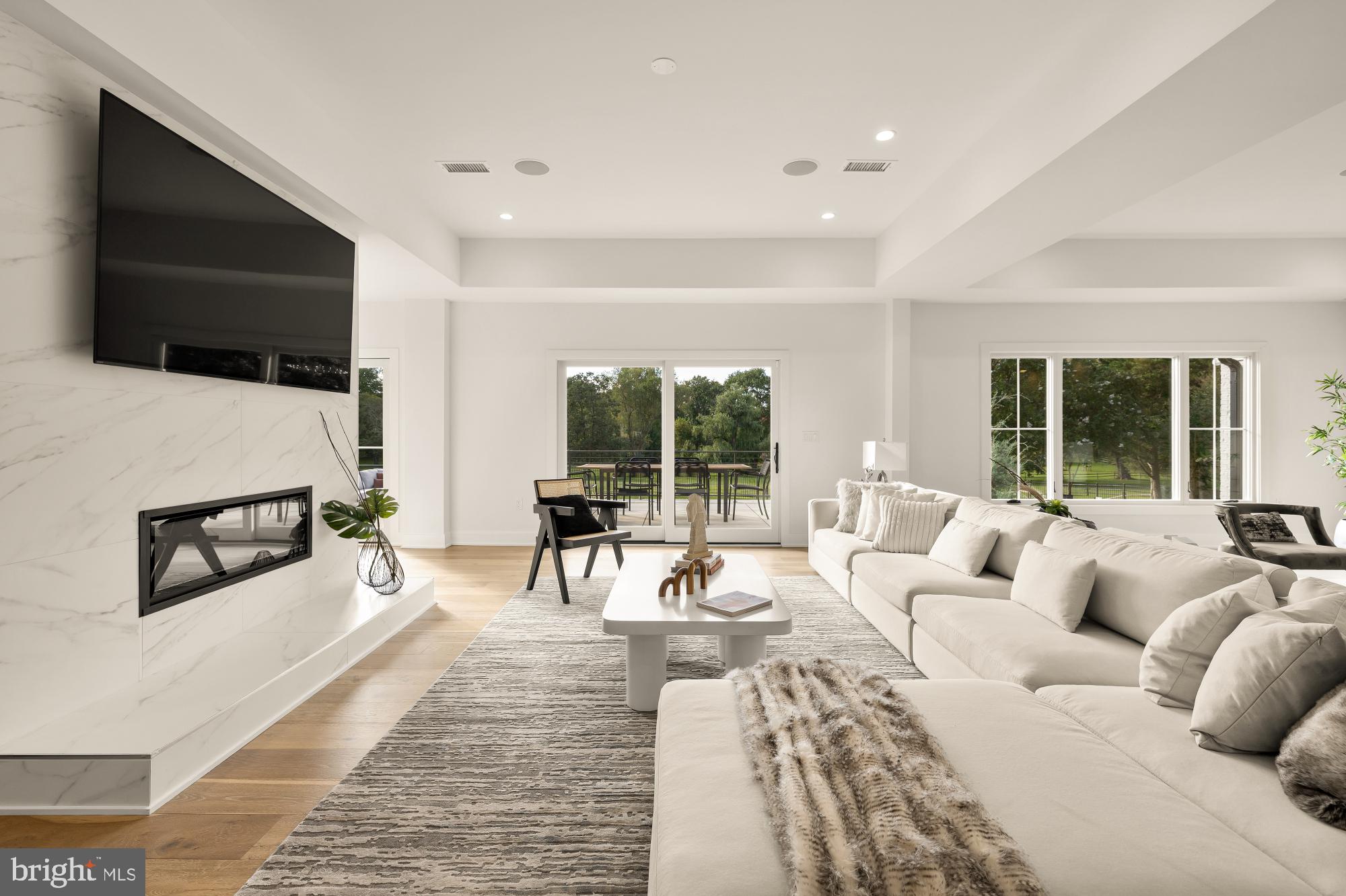 TRAVILAH MEADOWS - Residential