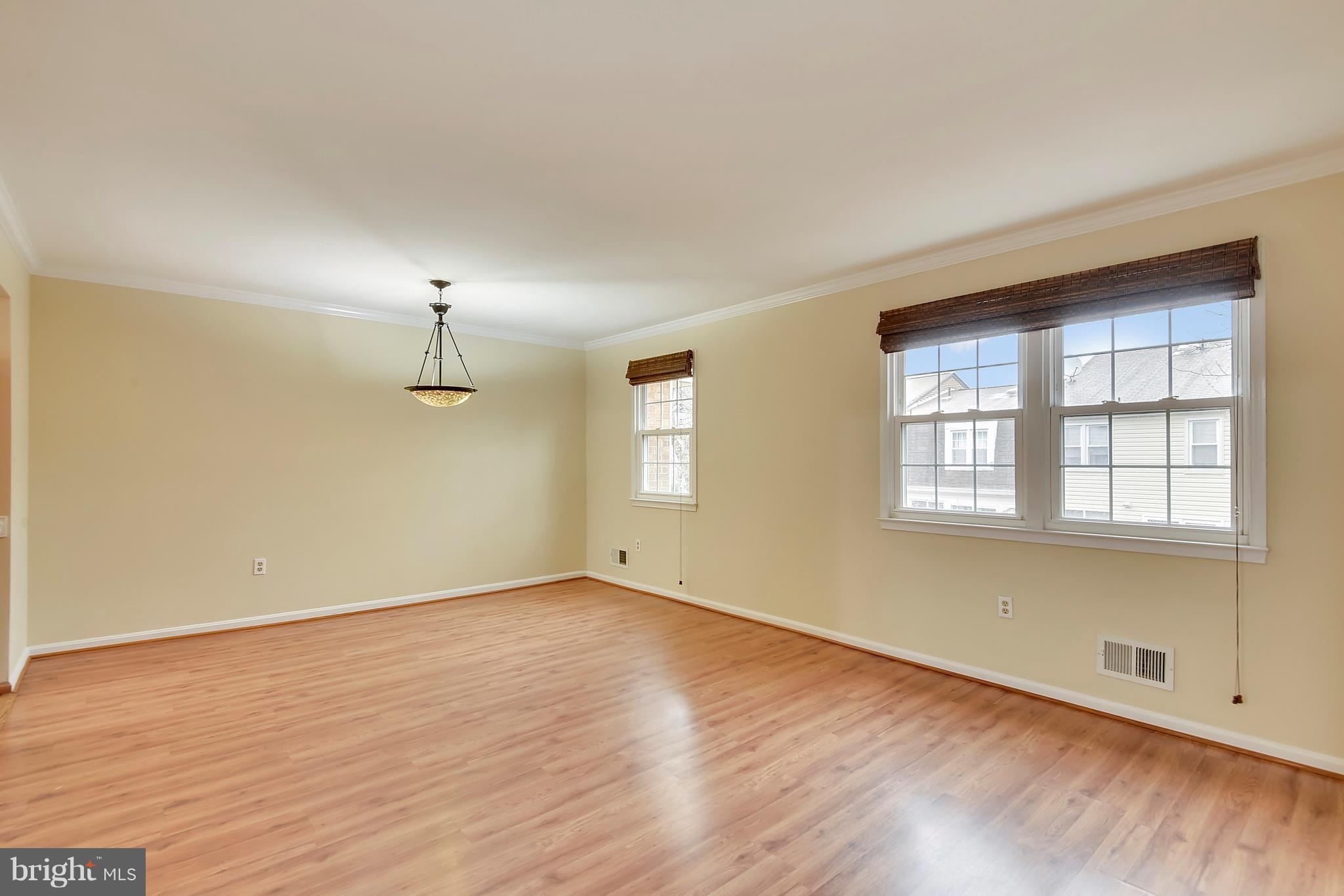 SHADY GROVE VILLAGE - Residential Lease