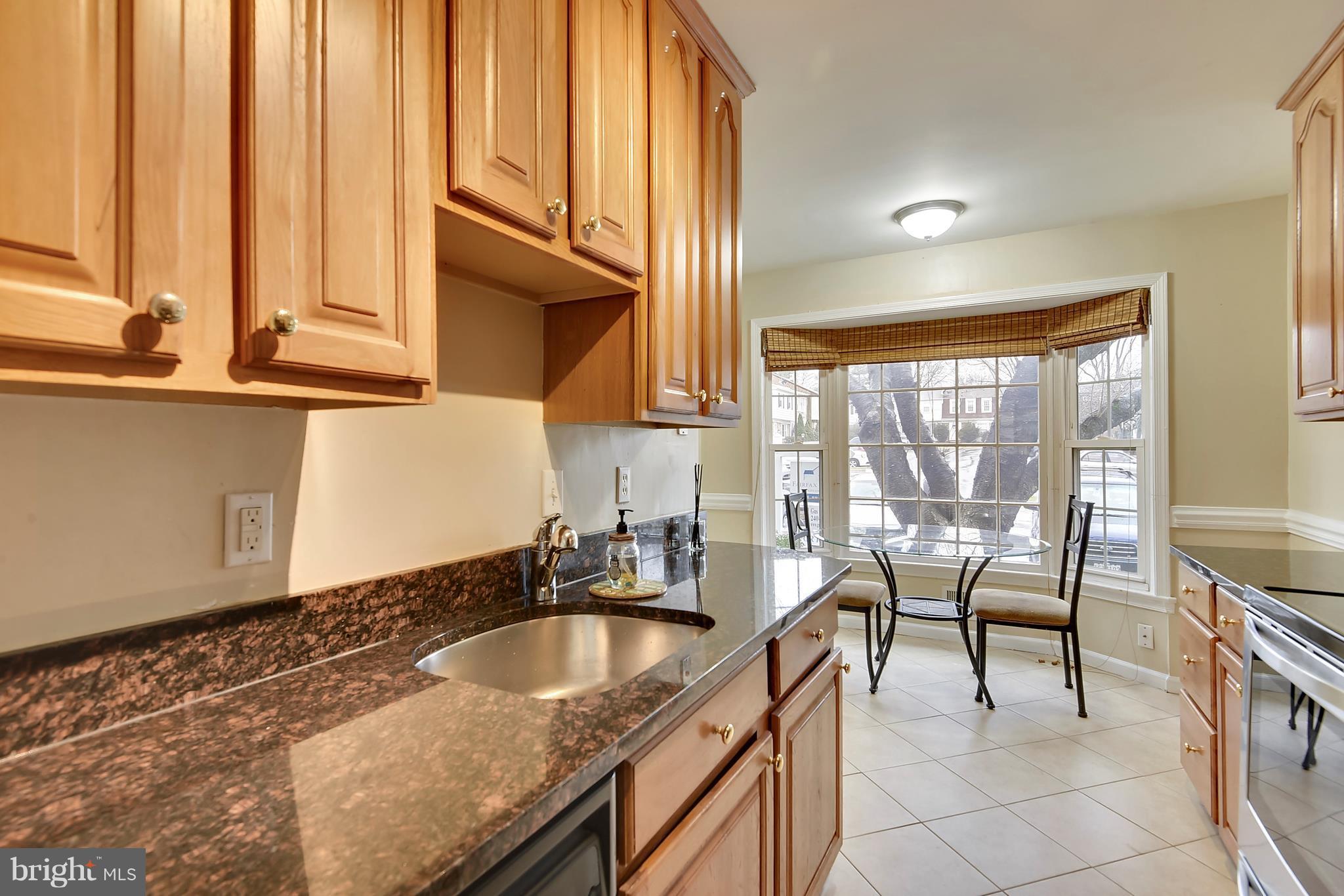 SHADY GROVE VILLAGE - Residential Lease