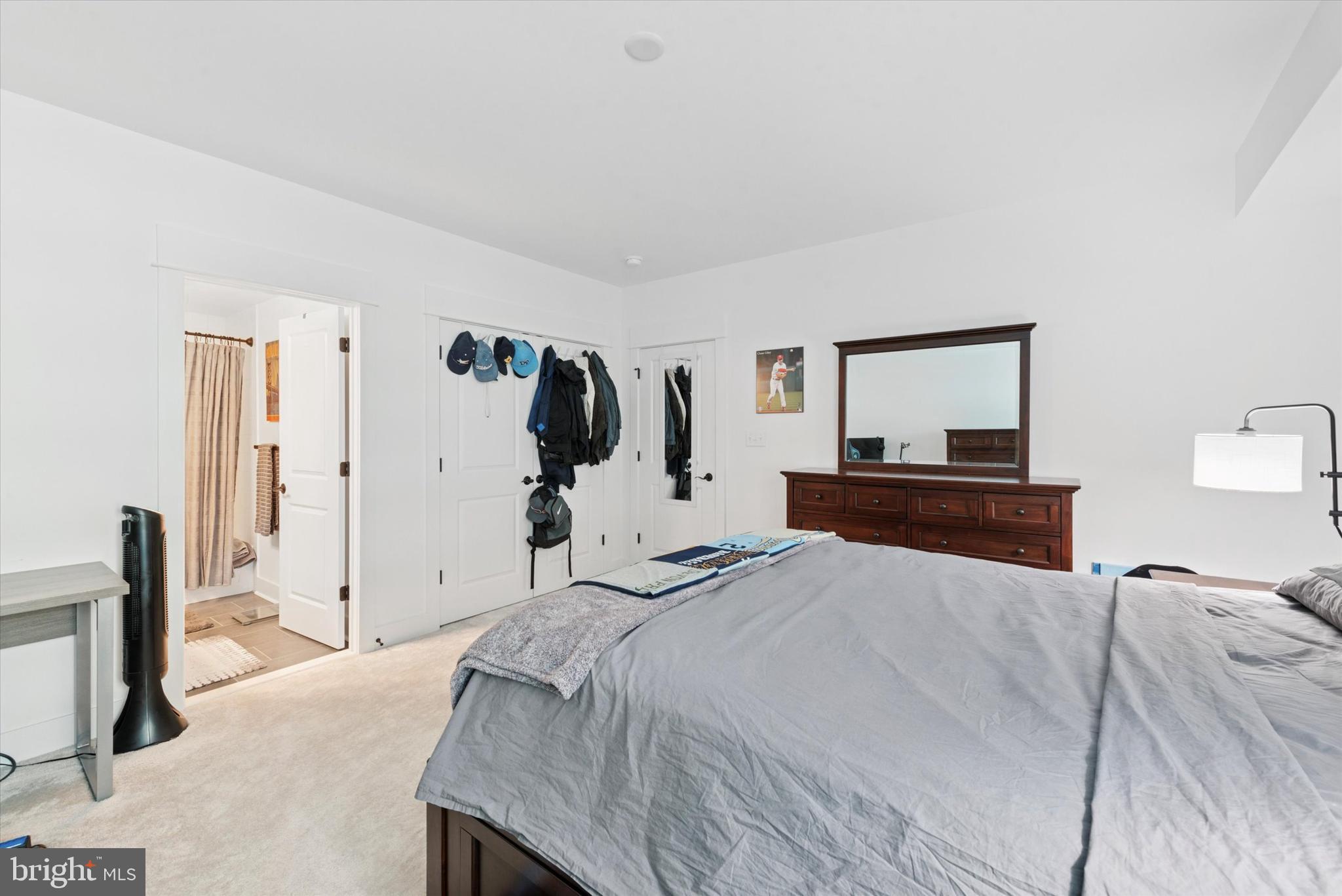 SPRING OAK - Residential