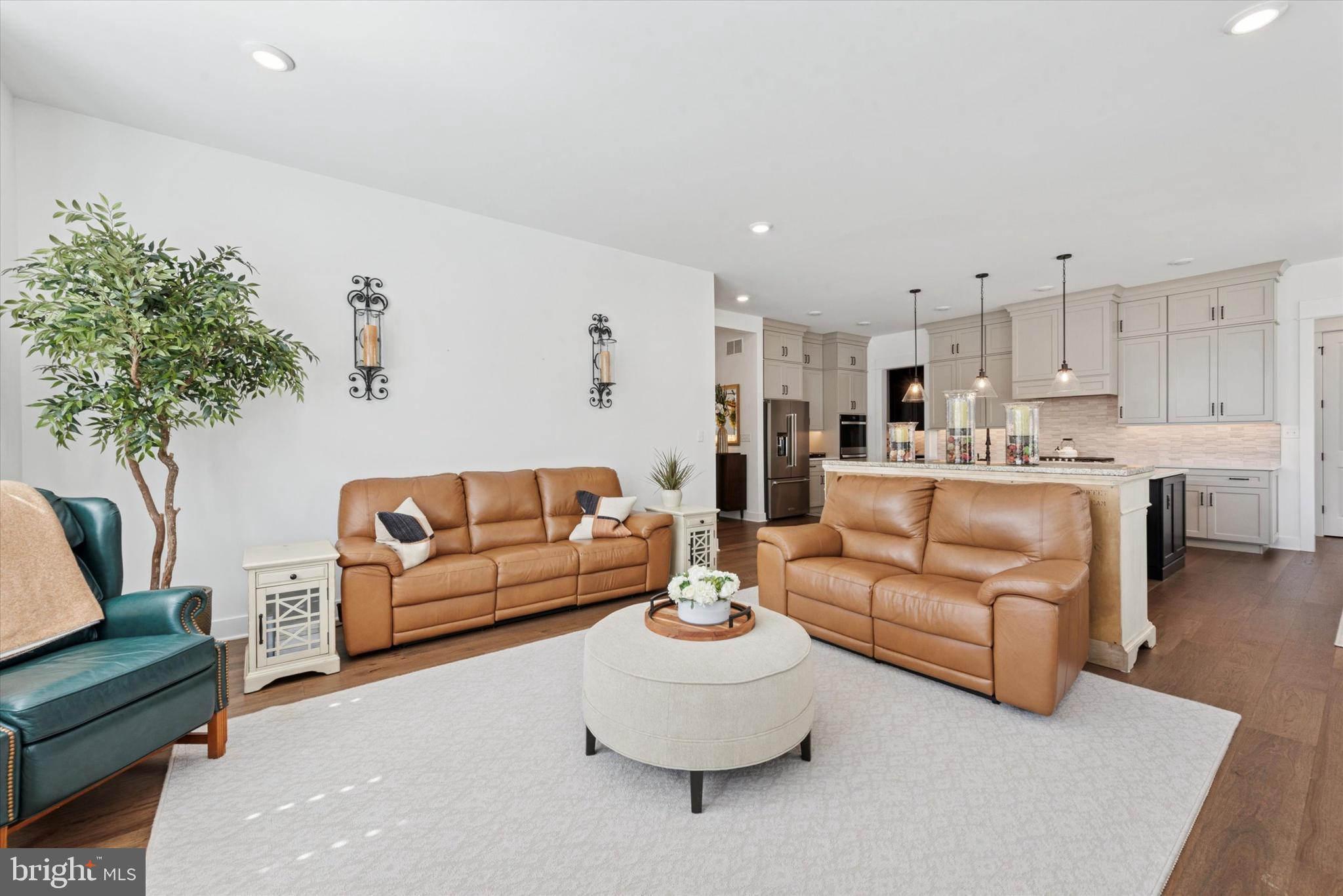 SPRING OAK - Residential