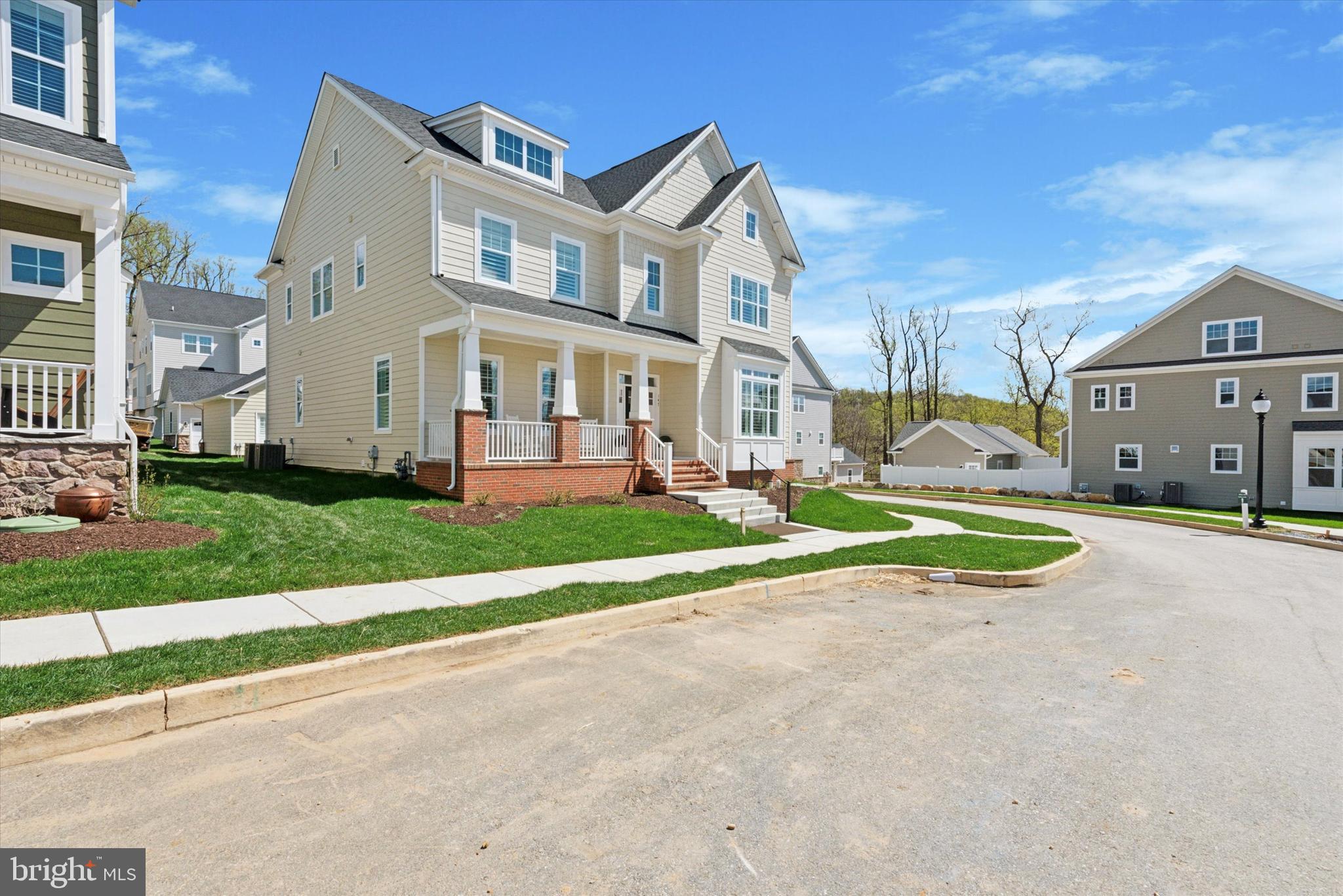 SPRING OAK - Residential