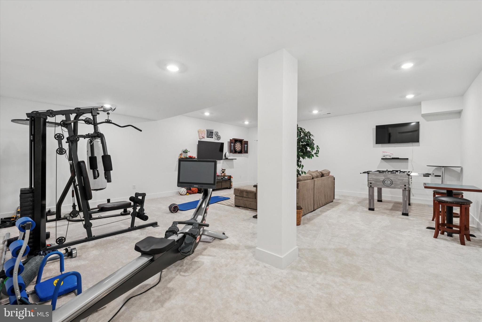 SPRING OAK - Residential