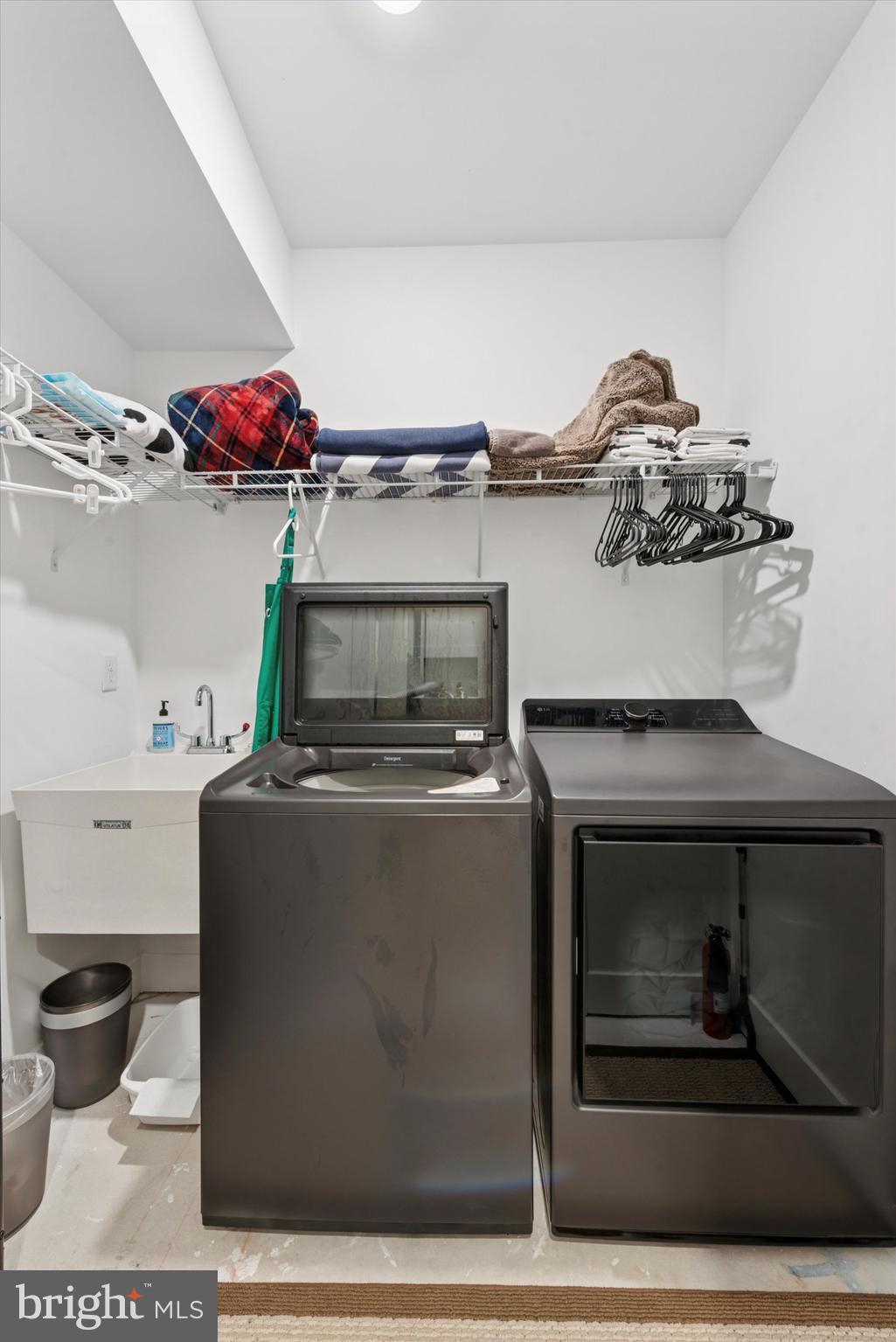 SPRING OAK - Residential