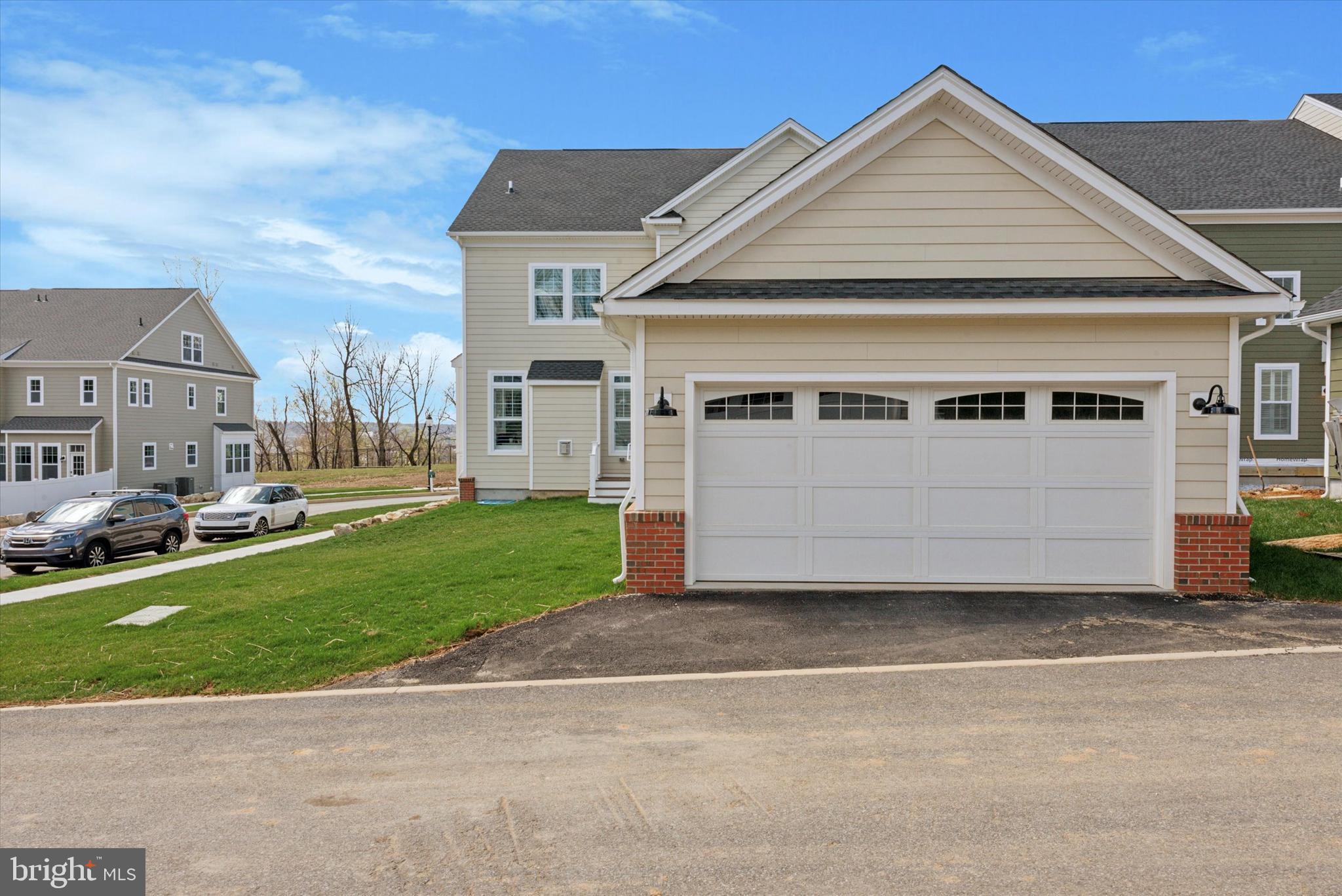 SPRING OAK - Residential