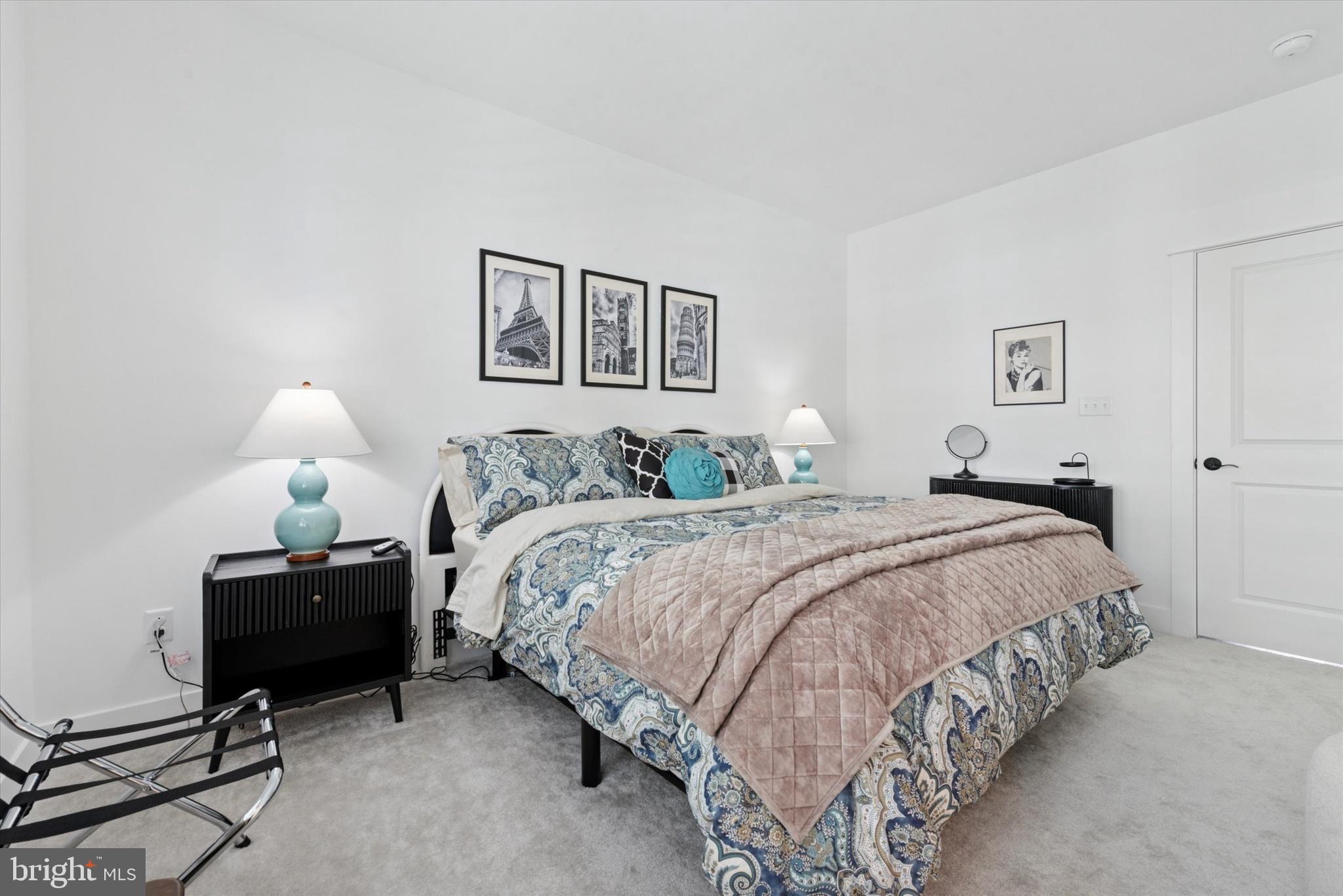 SPRING OAK - Residential