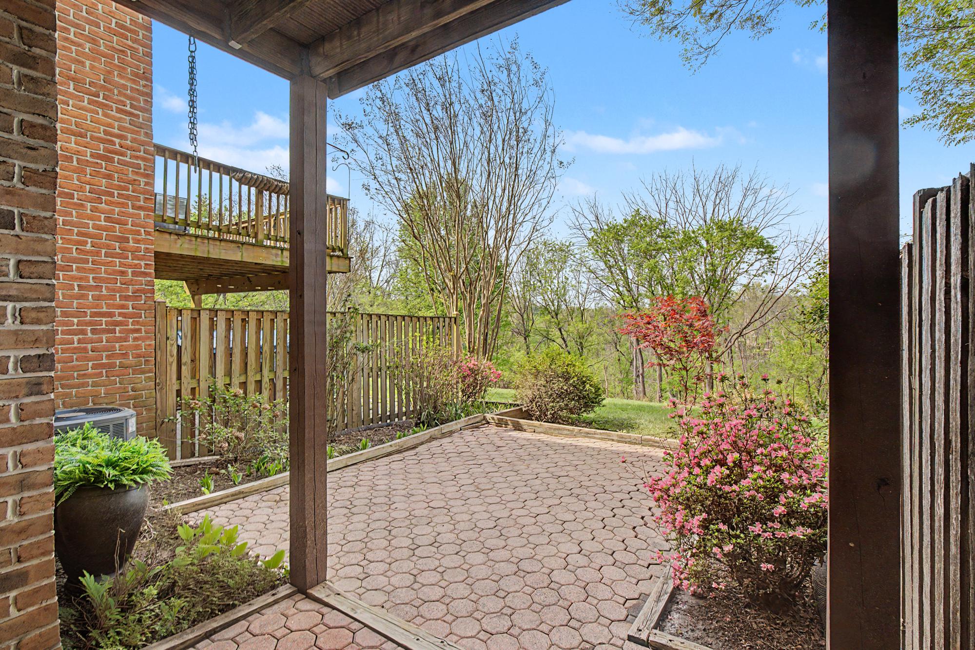 LOVETON FARMS - Residential