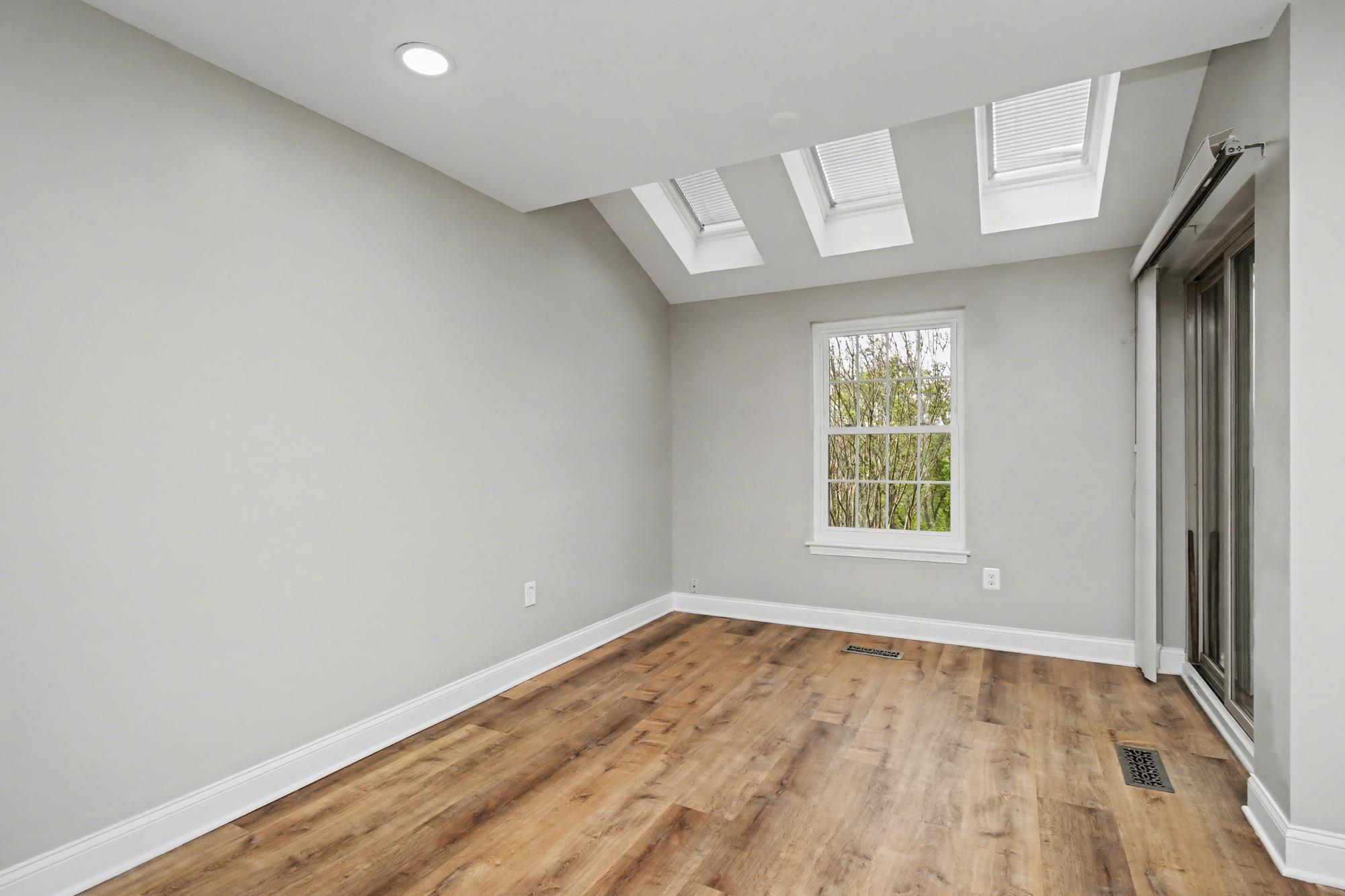 LOVETON FARMS - Residential